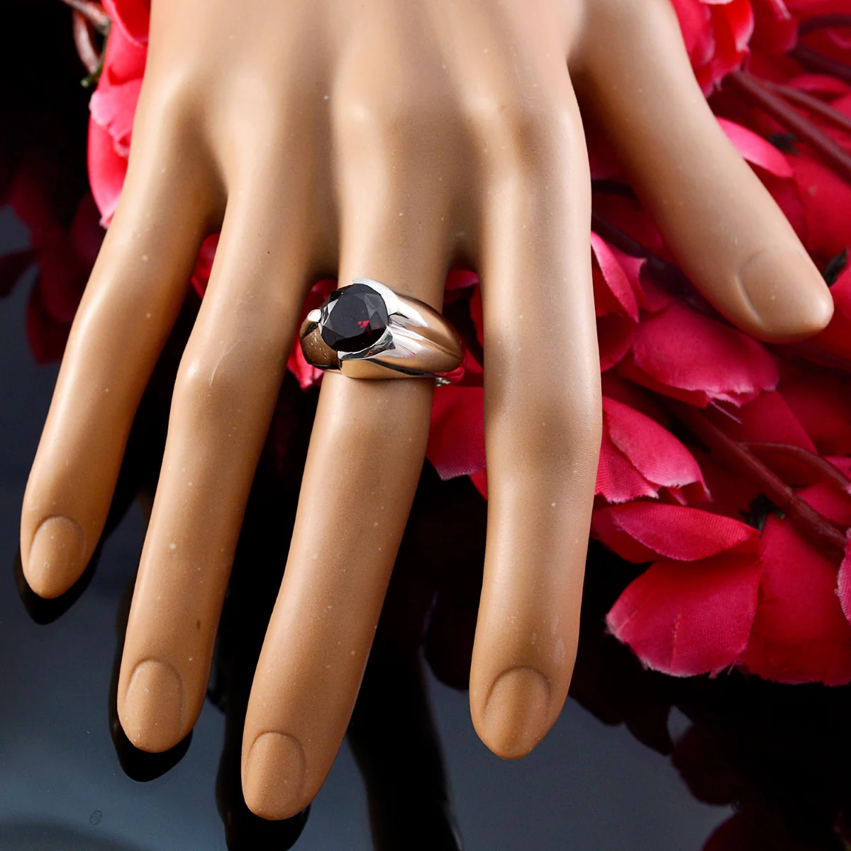 Garnet Solitaire African 925 Sterling Silver Red Gemstone Versatile Sophisticated Ring Jewellery - Image 5