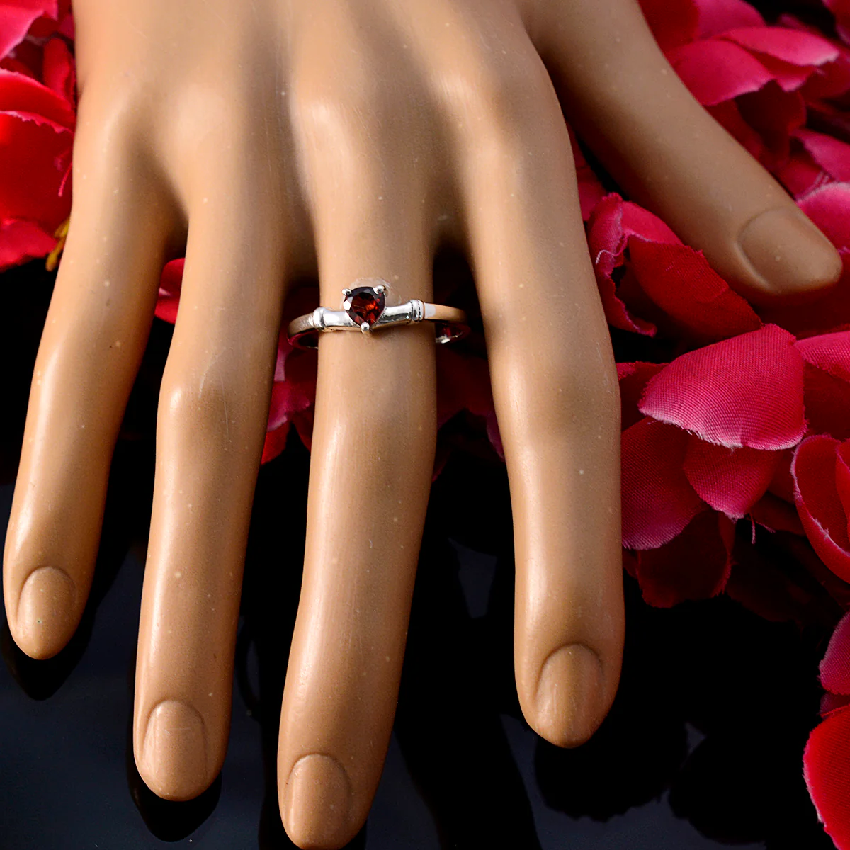 Garnet Solitaire American 92.5 Silver Red Gemstones Delicate Graceful Ring Jewellery - Image 5