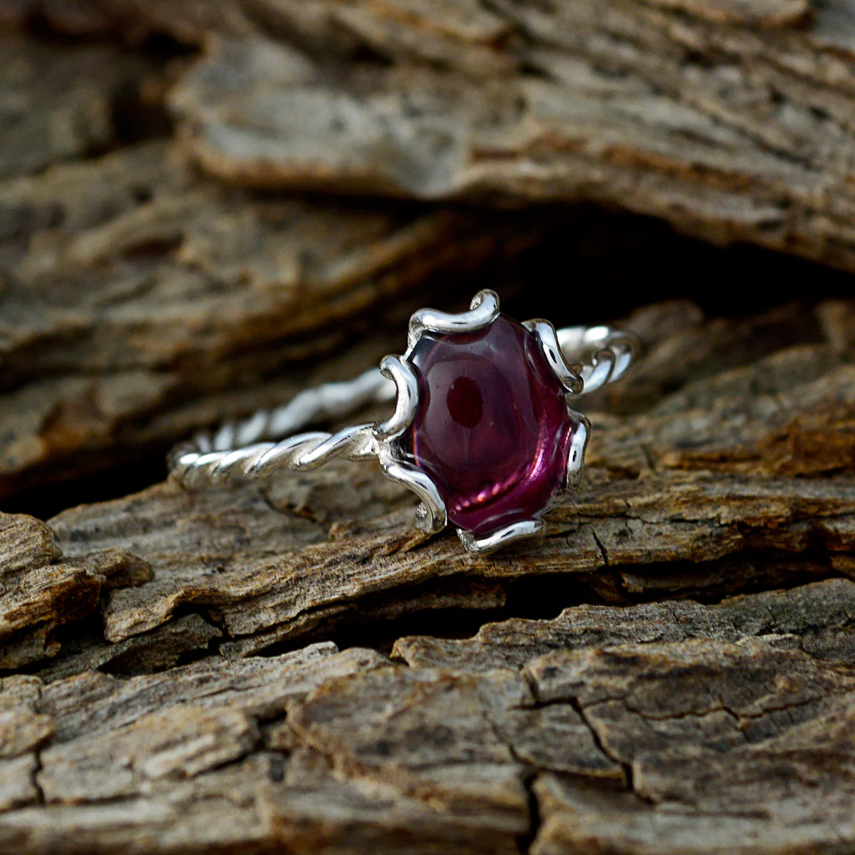 Garnet Solitaire American Silver Red Gems Elegant Twist Ring Jewelry - Image 3