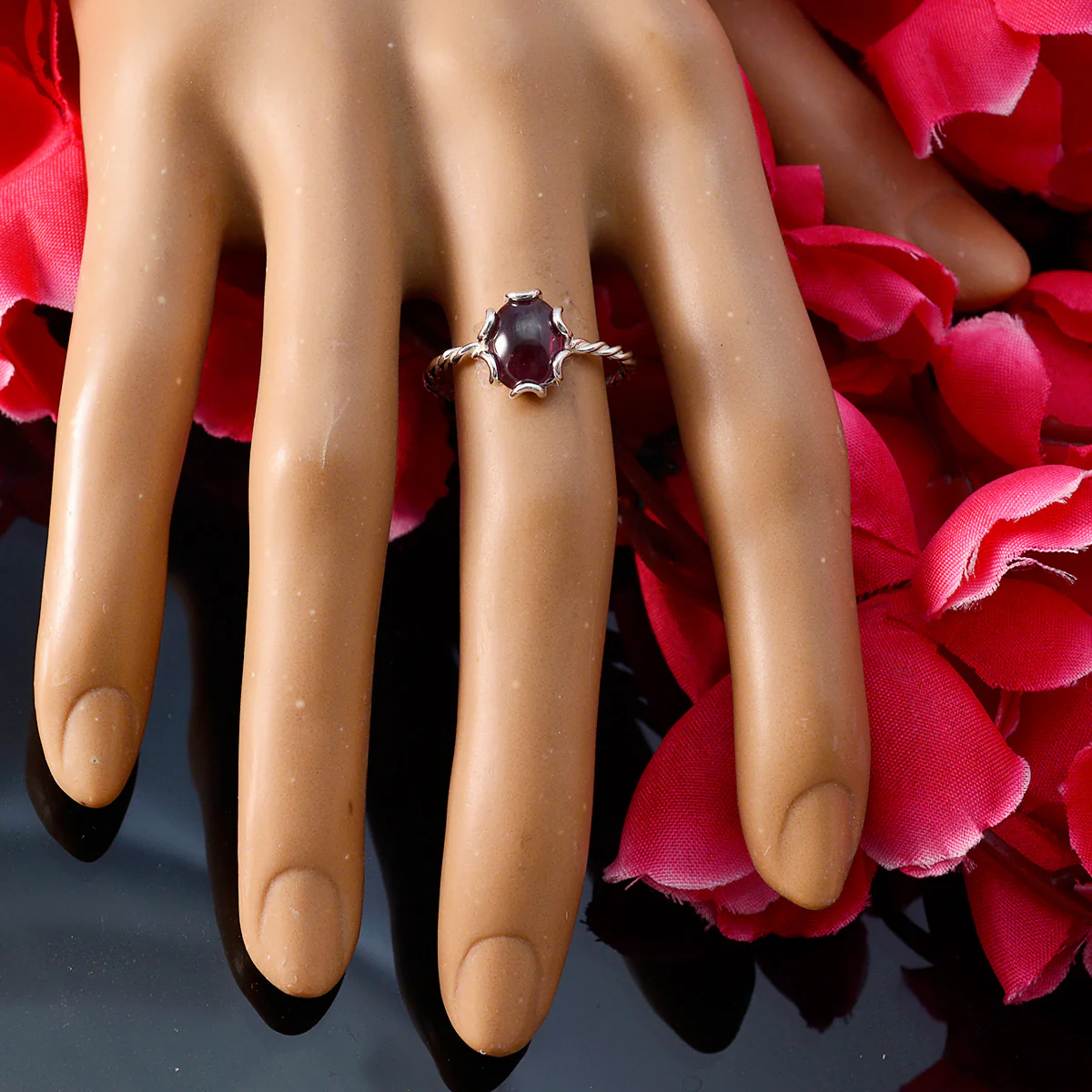 Garnet Solitaire American Silver Red Gems Elegant Twist Ring Jewelry - Image 5