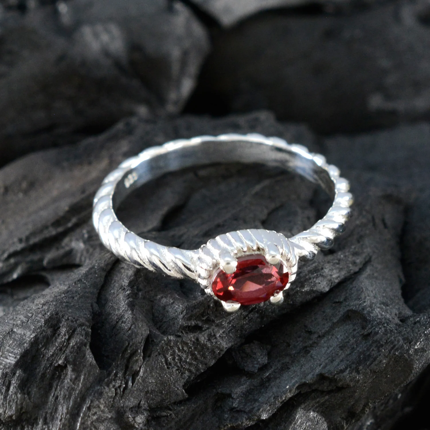 Garnet Solitaire American Sterling Silver Red Gemstone Dainty Trendy Ring Jewellery - Image 4