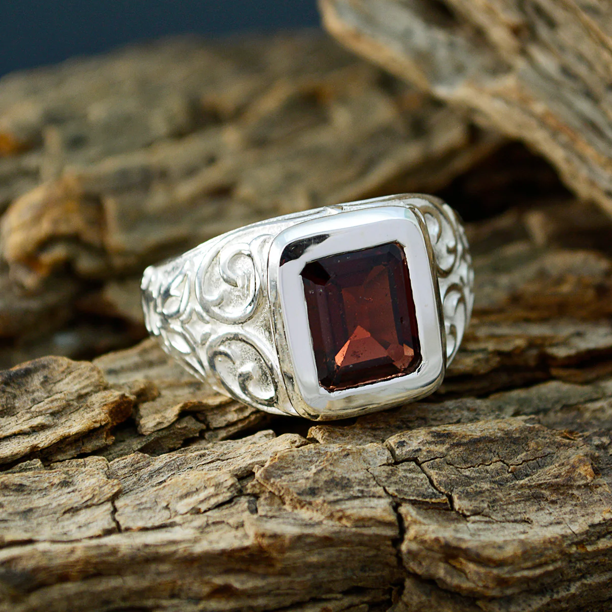 Garnet Solitaire Egyptian Sterling Silver Red Gems Eye-catching Signet Ring Jewelry - Image 3