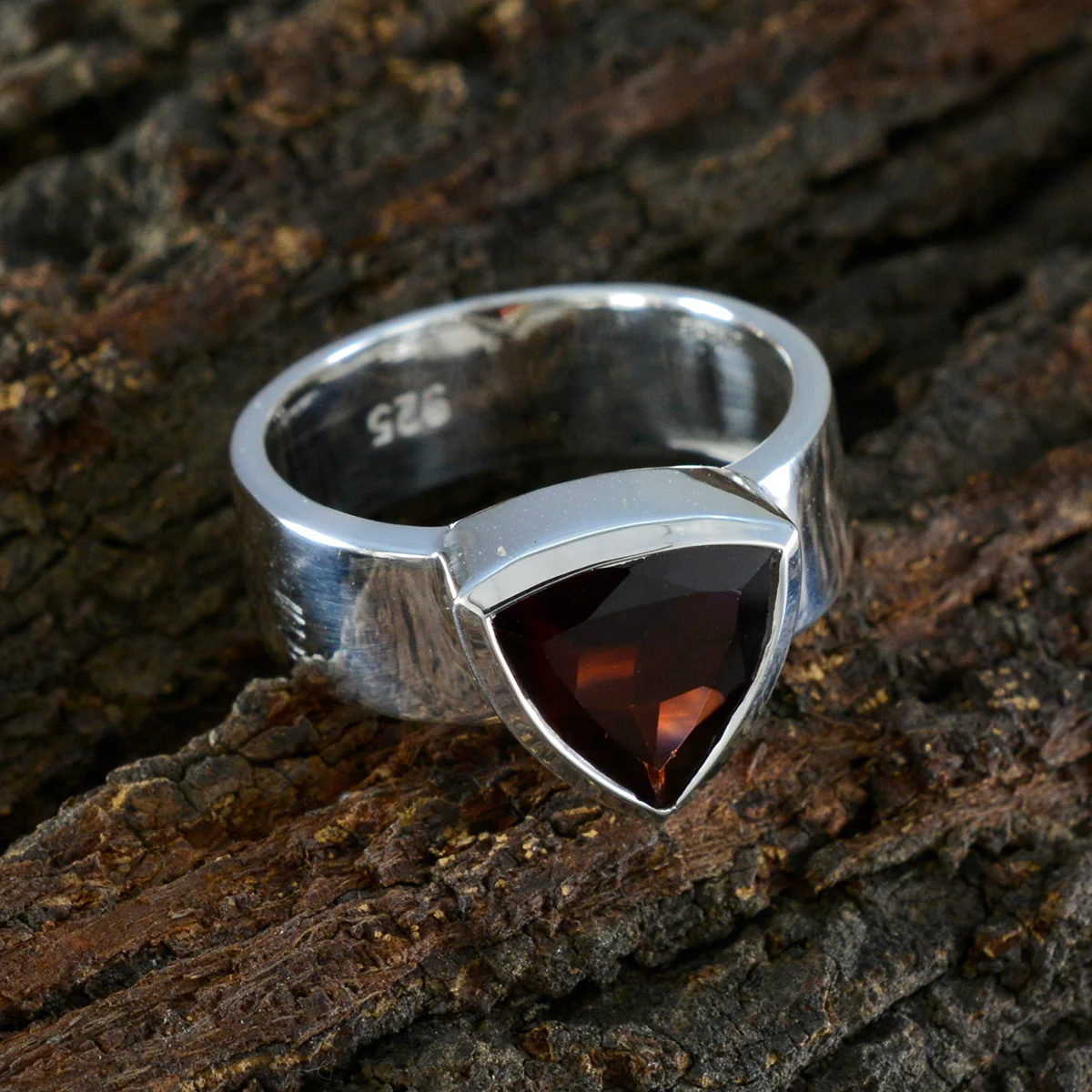 Garnet Solitaire Egyptian Sterling Silver Red Gemstone Eye-catching Signet Band Jewelry - Image 3