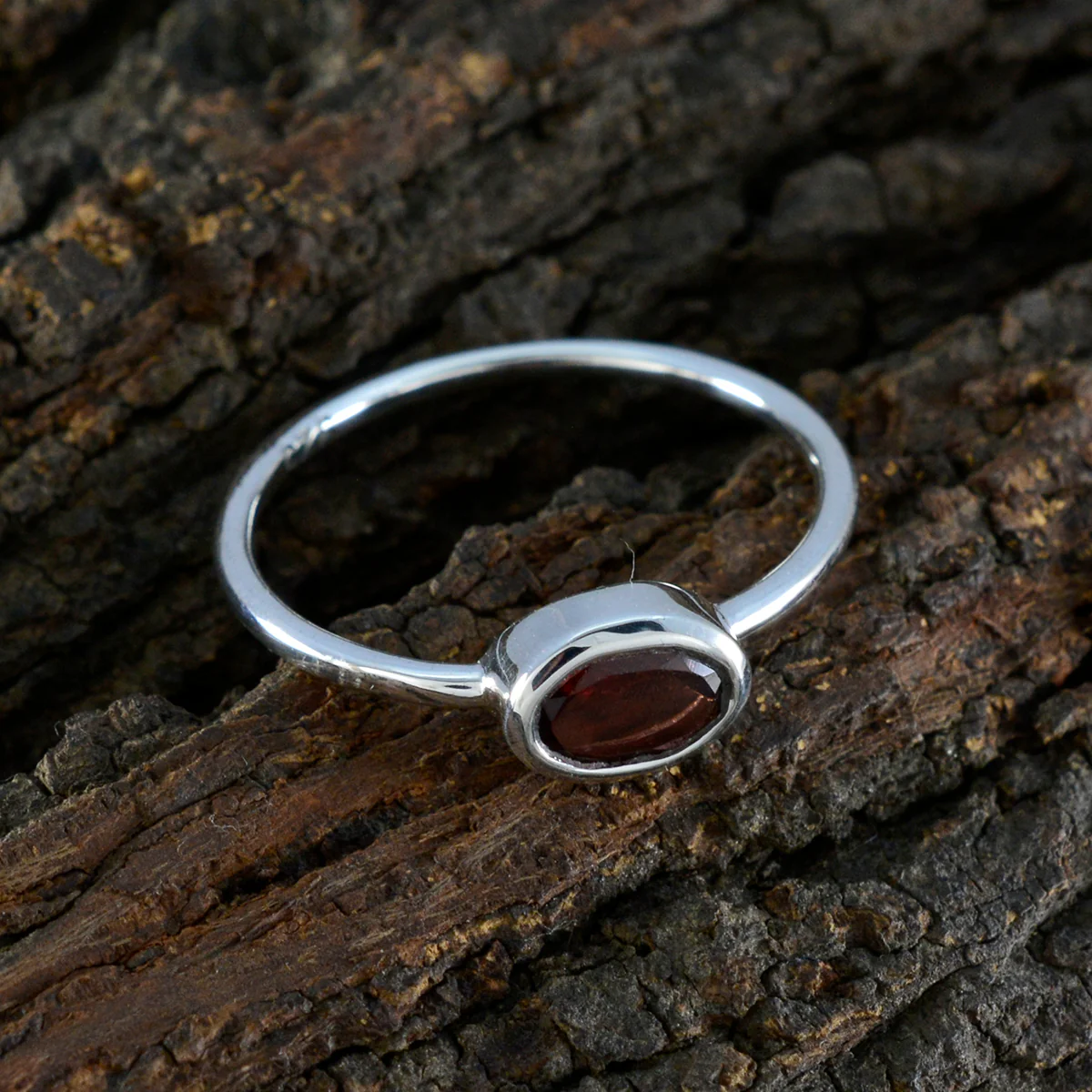 Garnet Solitaire Japanese 925 Sterling Silver Red Gems Elegant  Luxurious Ring Jewelry - Image 3