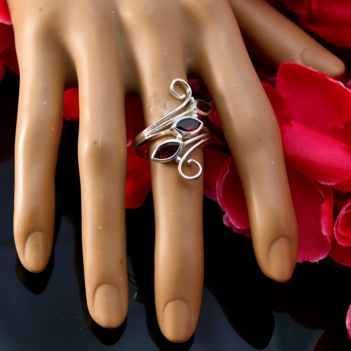 Garnet Trilogy Indian Silver Red Gems Eye-catching Trendy Ring Jewellery - Image 5