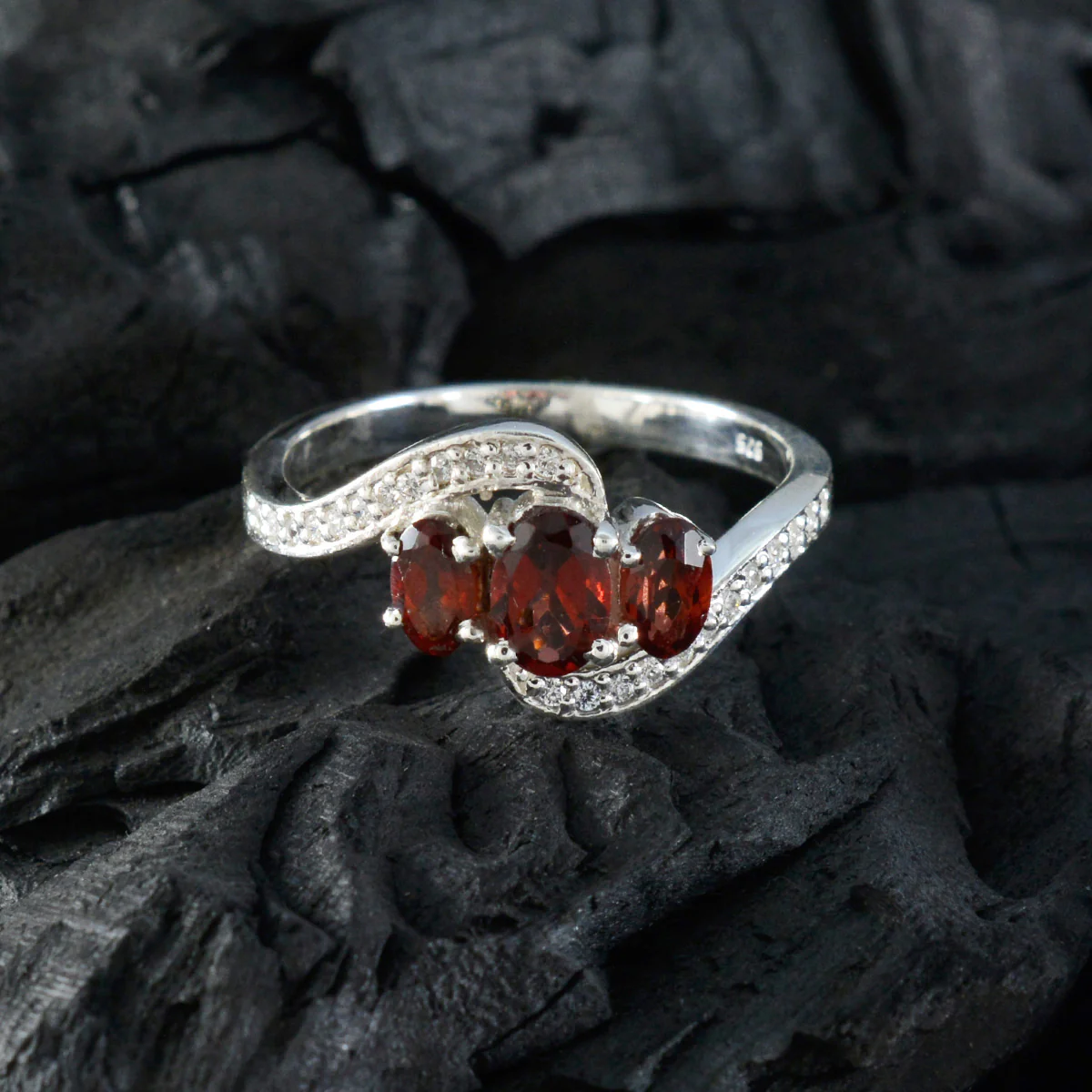 Garnet Trilogy Korean Silver Red Gemstone Whisper-thin Fairytale Ring Jewelry - Image 4