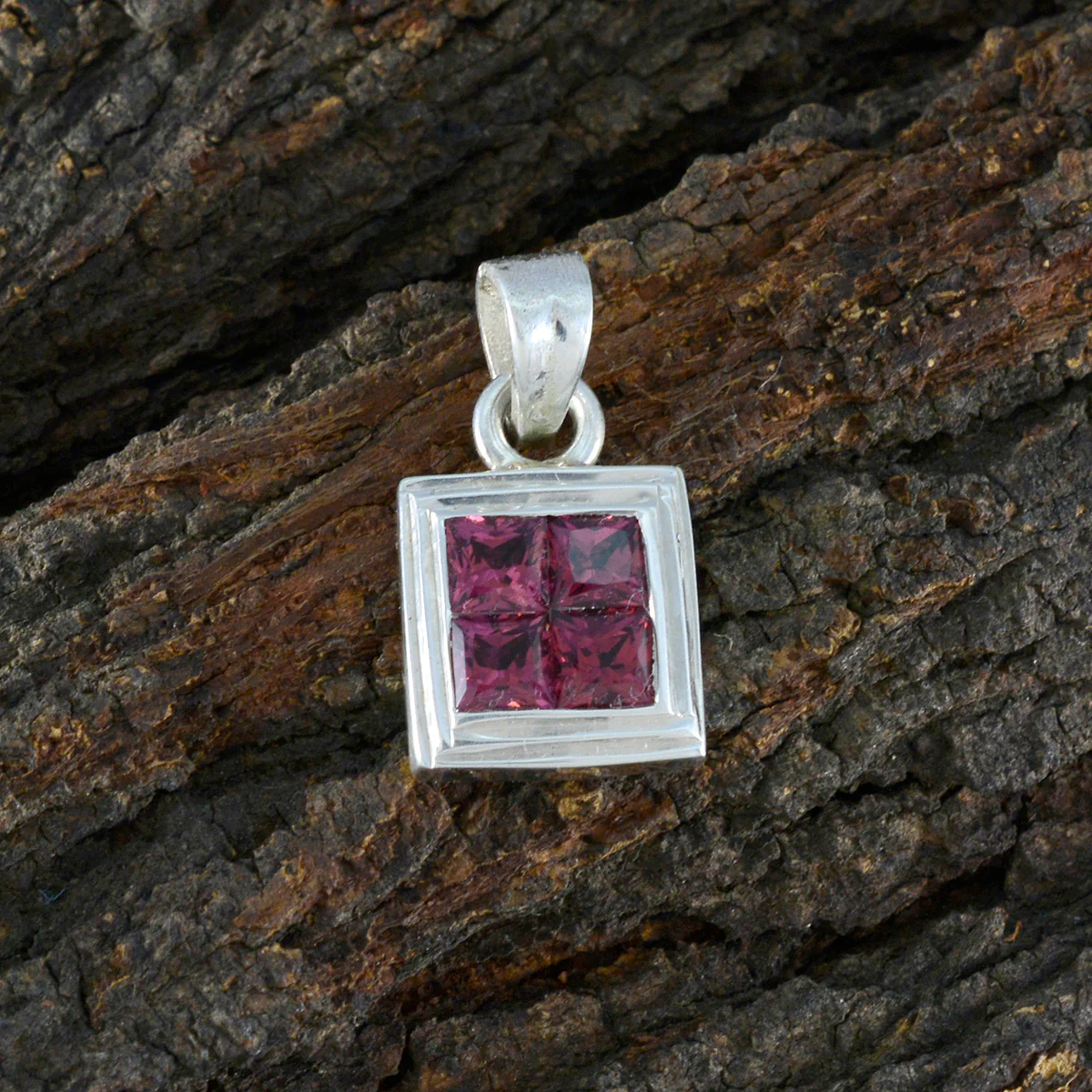 Garnet Whisper-thin Latin American 925 Silver quarter Isla Feminine Red Pendant Jewelry - Image 3