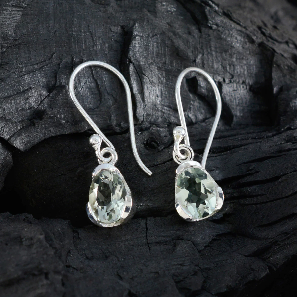 Green Amethyst Japanese Nari Solitaire Dangle Green Silver Earring - Image 4