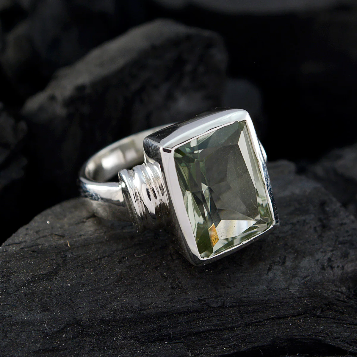 Green Amethyst Solitaire Indian 92.5 Silver Green Gemstones Eye-catching Armor Ring Jewellery - Image 4