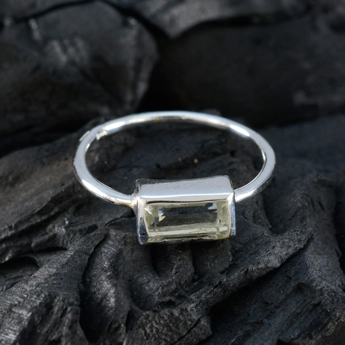 Green Amethyst Solitaire Japanese 92.5 Silver Green Gemstones Delicate Abstract Ring Jewellery - Image 4