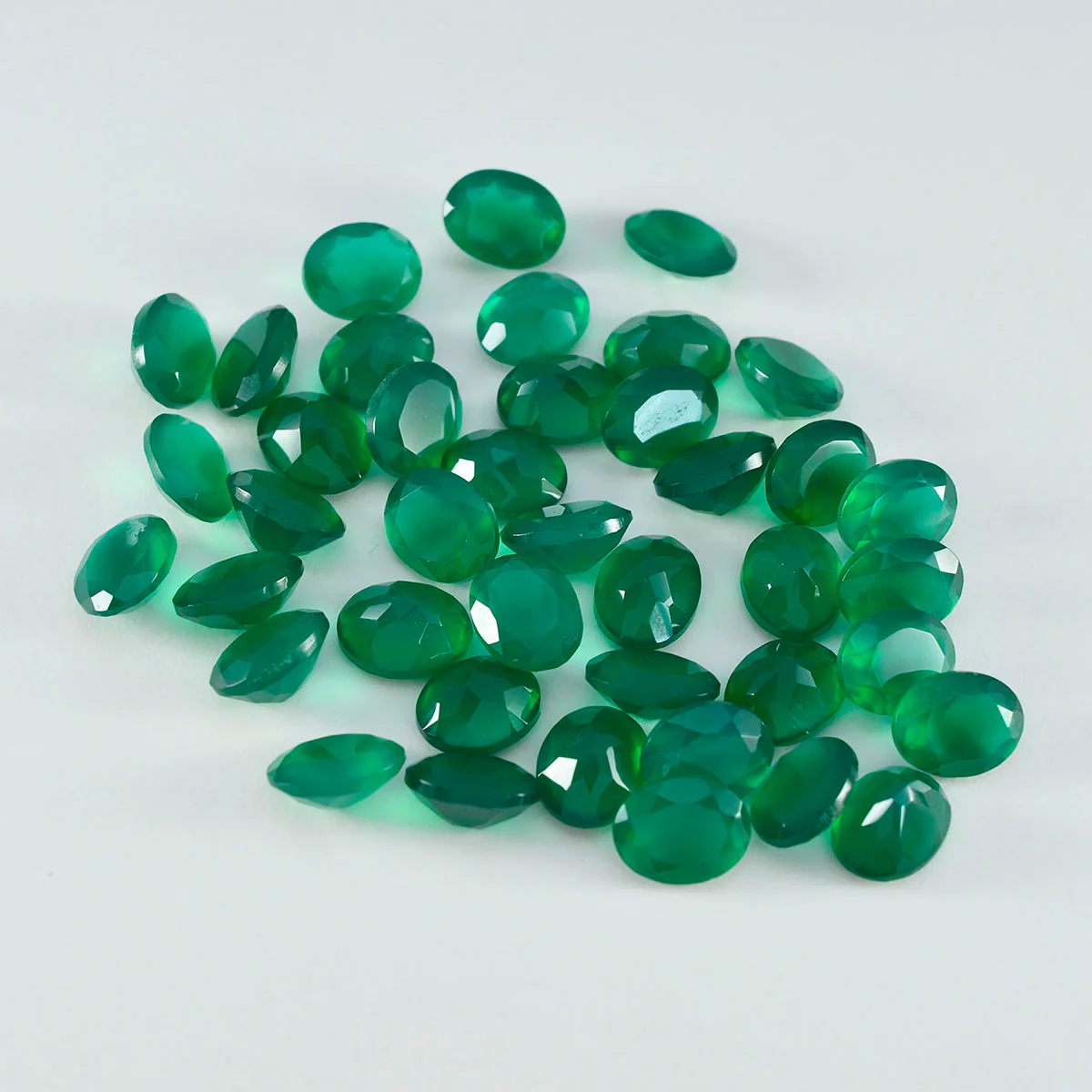 Green Onyx 1PC Small 6x8 MM Oval Faceted Green Splendid Semi Precious Gems - Image 3
