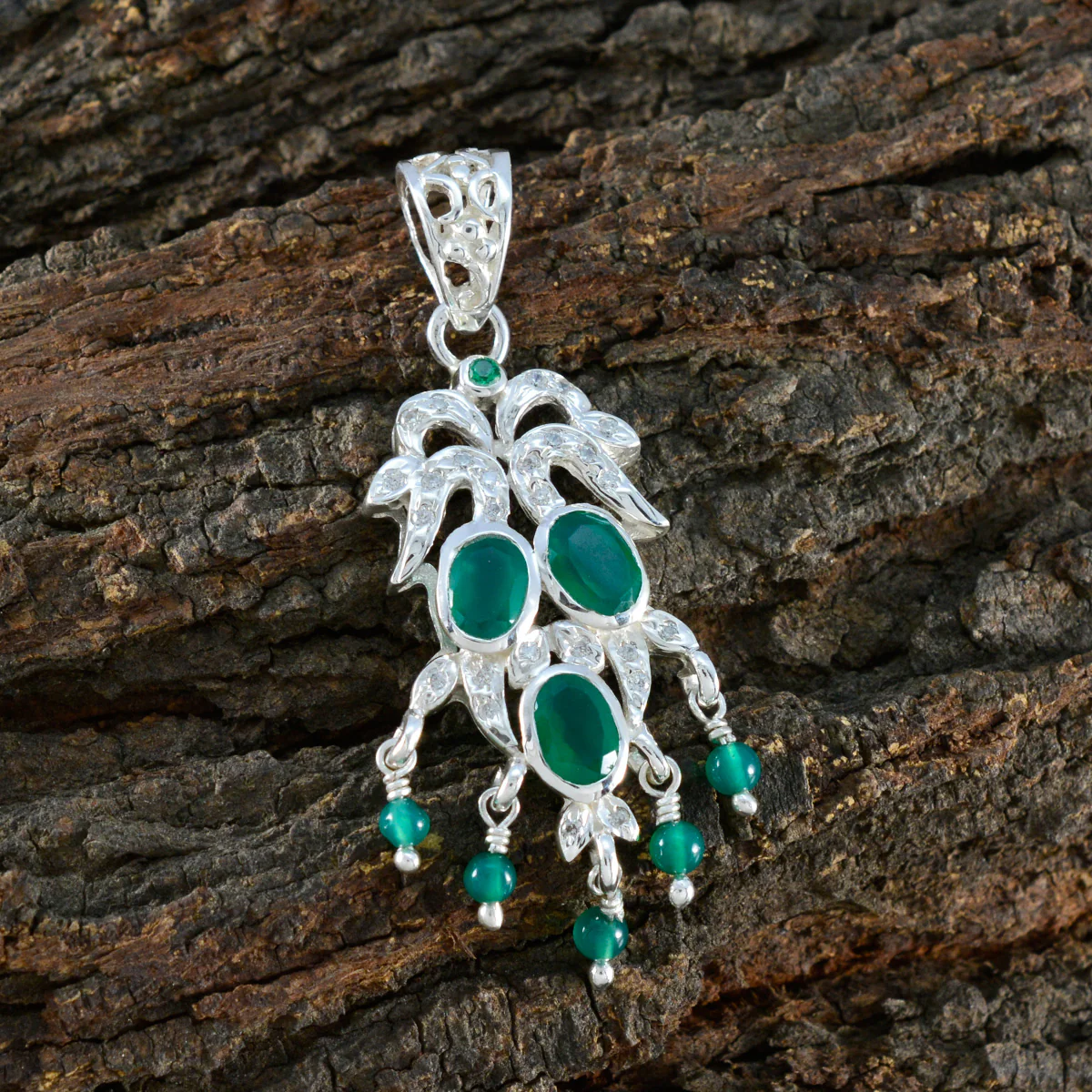 Green Onyx Featherlight Middle Eastern Sterling Silver multiple Zoey Armor Green Pendant Jewellery - Image 3