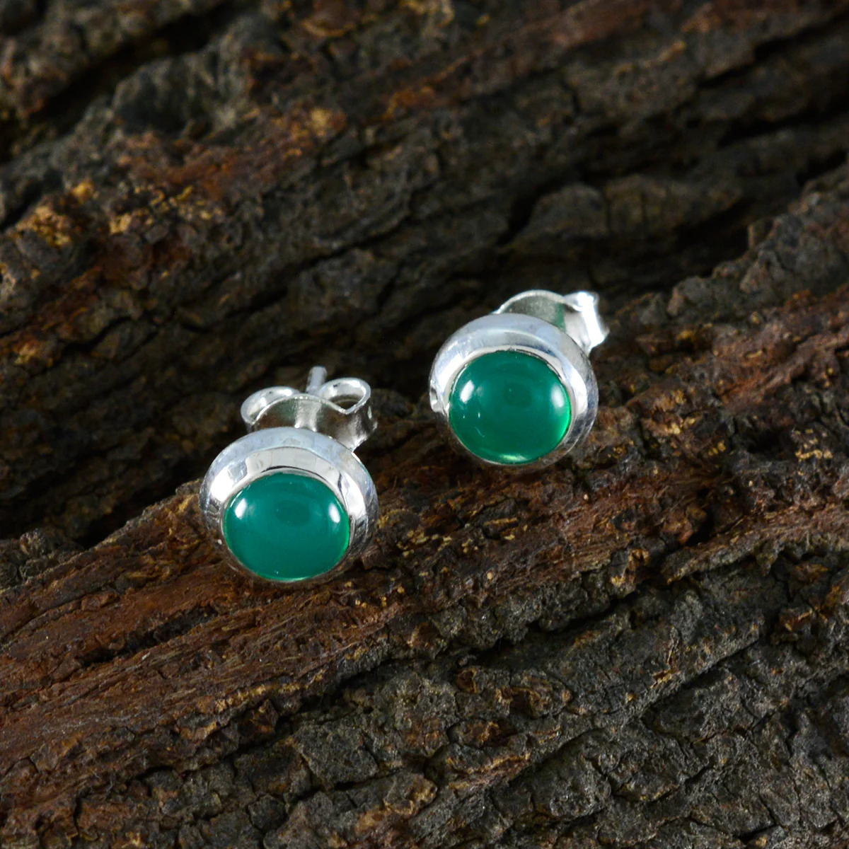 Green Onyx Mexican Clara Solitaire Stud Green 925 Silver Earring - Image 3