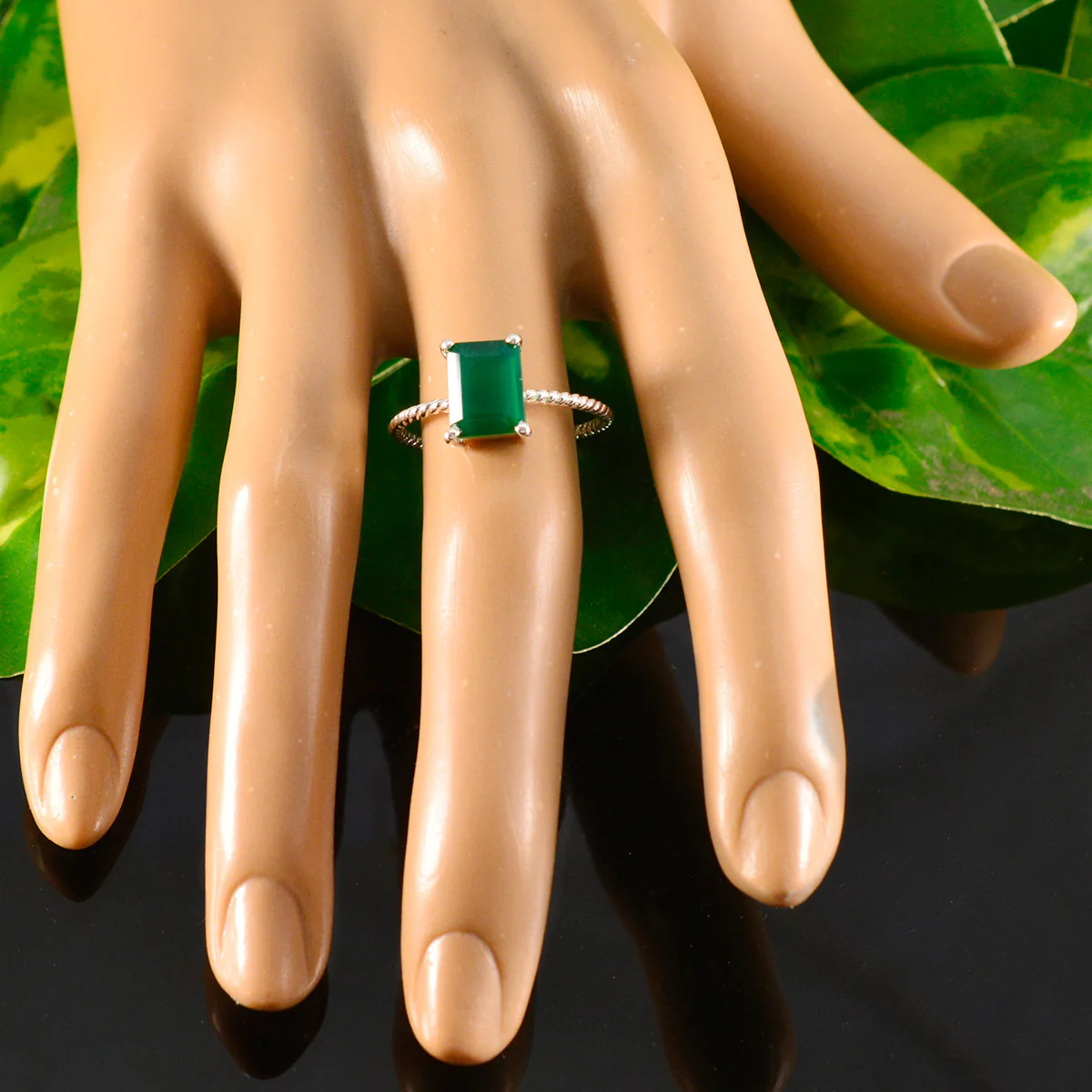 Green Onyx Solitaire Japanese 925 Silver Green Gems Delicate Twist Ring Jewelry - Image 5