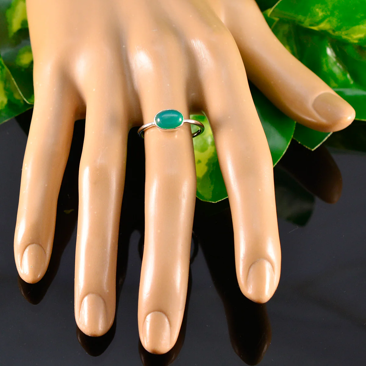 Green Onyx Solitaire Korean Silver Green Gemstones Elegant Graceful Ring Jewelry - Image 5