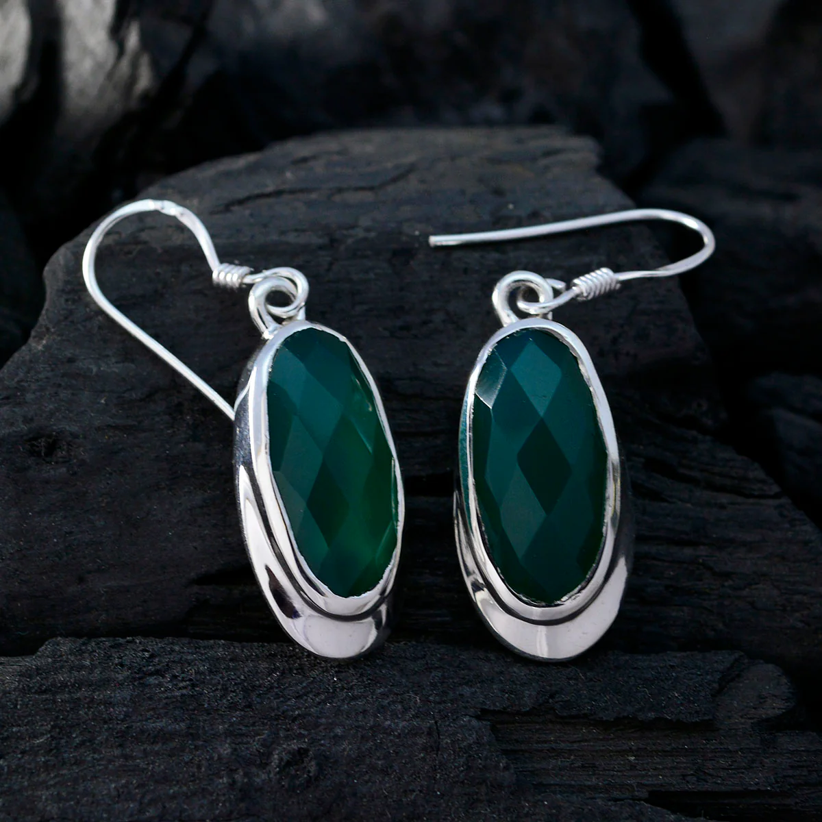 Indian Emerald Middle Eastern Natalia Solitaire Dangle Green 925 Silver Earring - Image 4