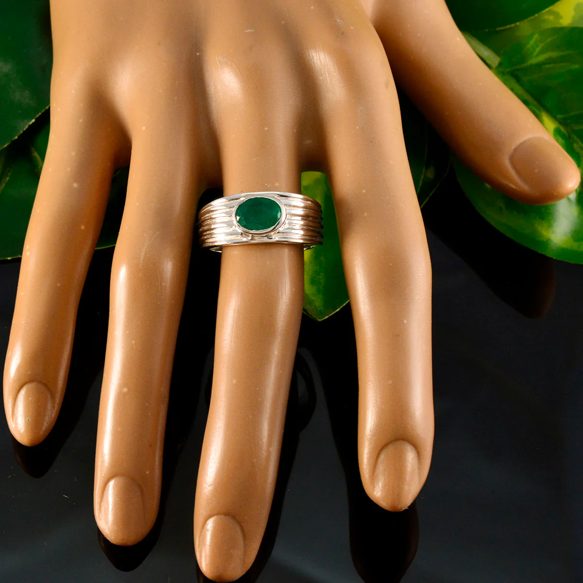 Indian Emerald Solitaire Egyptian Silver Green Gems Eye-catching propsel Ring Jewelry - Image 5