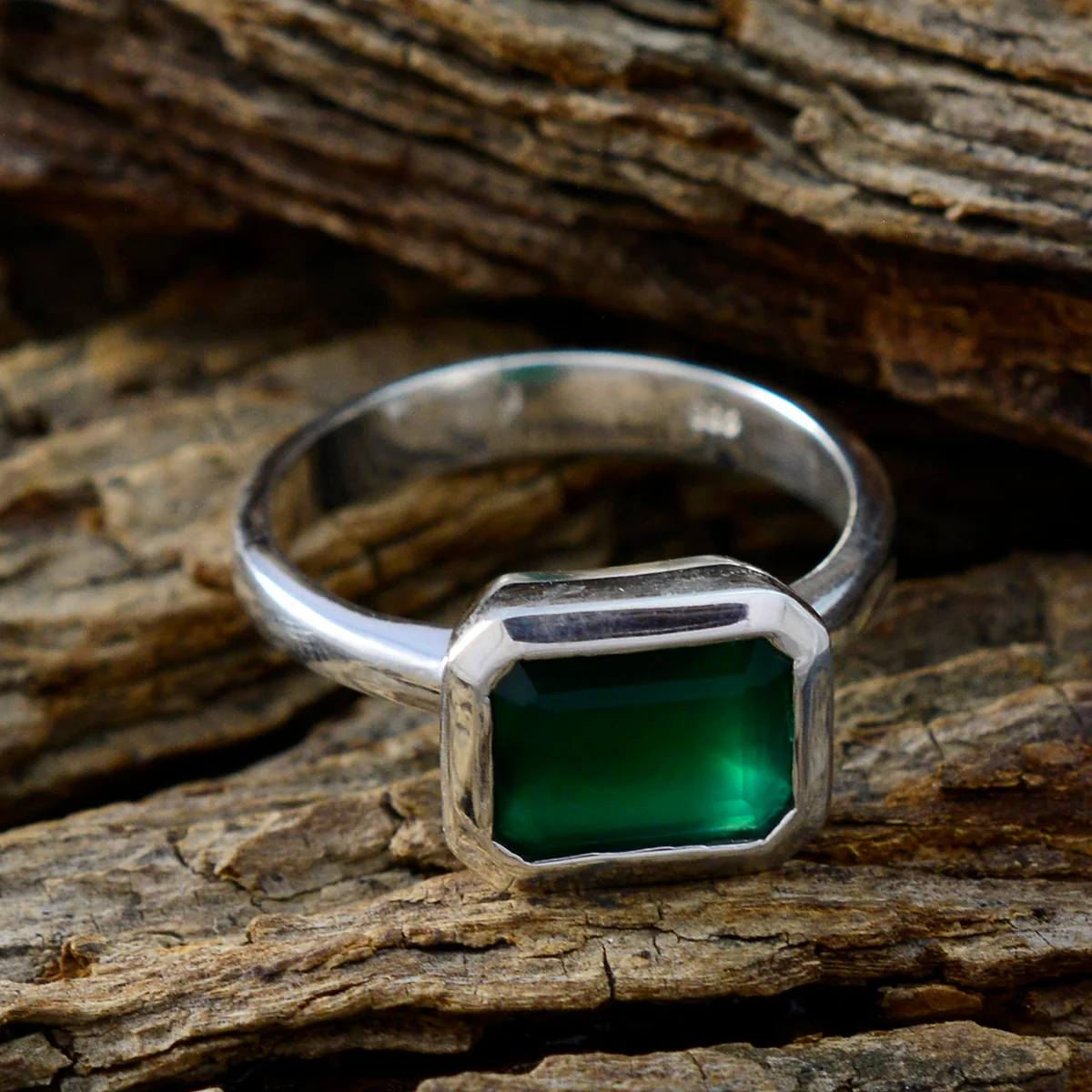 Indian Emerald Solitaire Moroccan Silver Green Gemstone Tiny Contemporary Ring Jewelry - Image 3