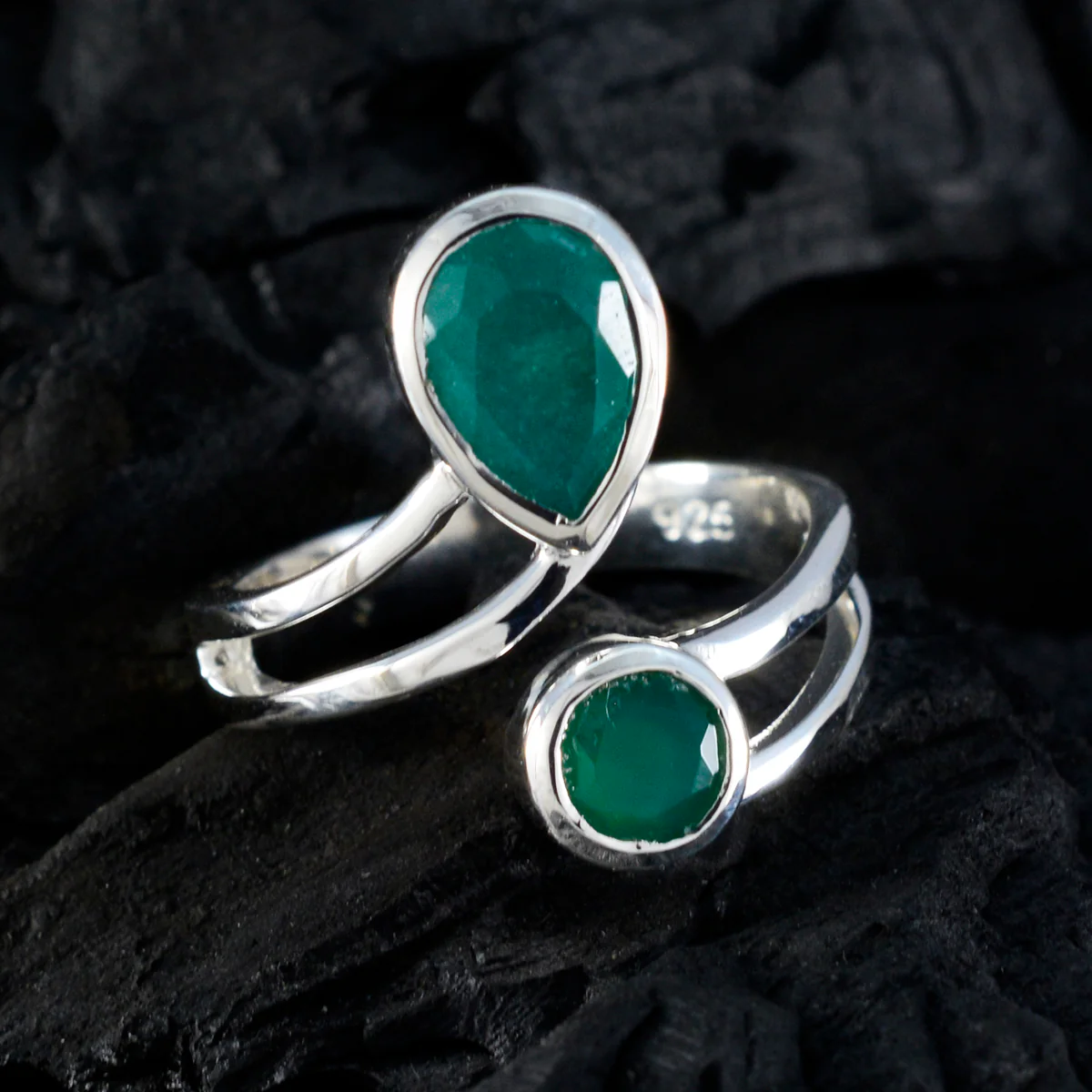 Indian Emerald Toi et Moi French 925 Silver Green Gemstones Tiny Love Ring Jewelry - Image 4