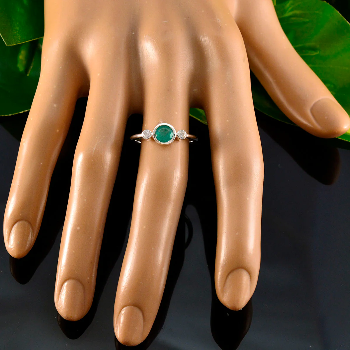 Indian Emerald Trilogy Korean 925 Silver Green Gems Elegant Contemporary Ring Jewelry - Image 5