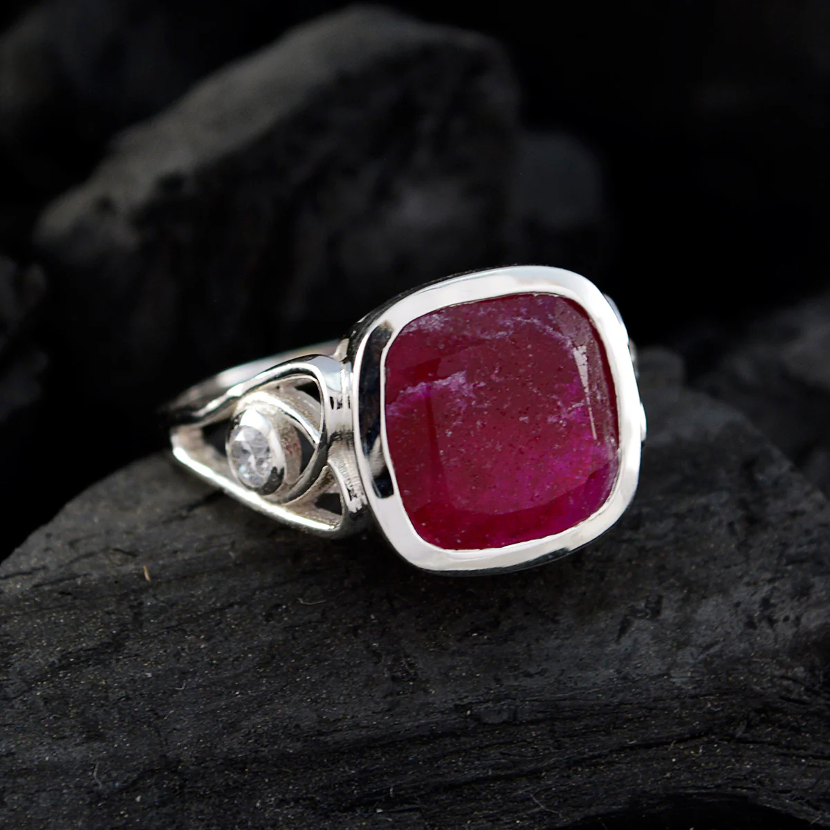 Indian Ruby Halo Egyptian 92.5 Silver Red Gemstone Minimal Fairytale Ring Jewelry - Image 4