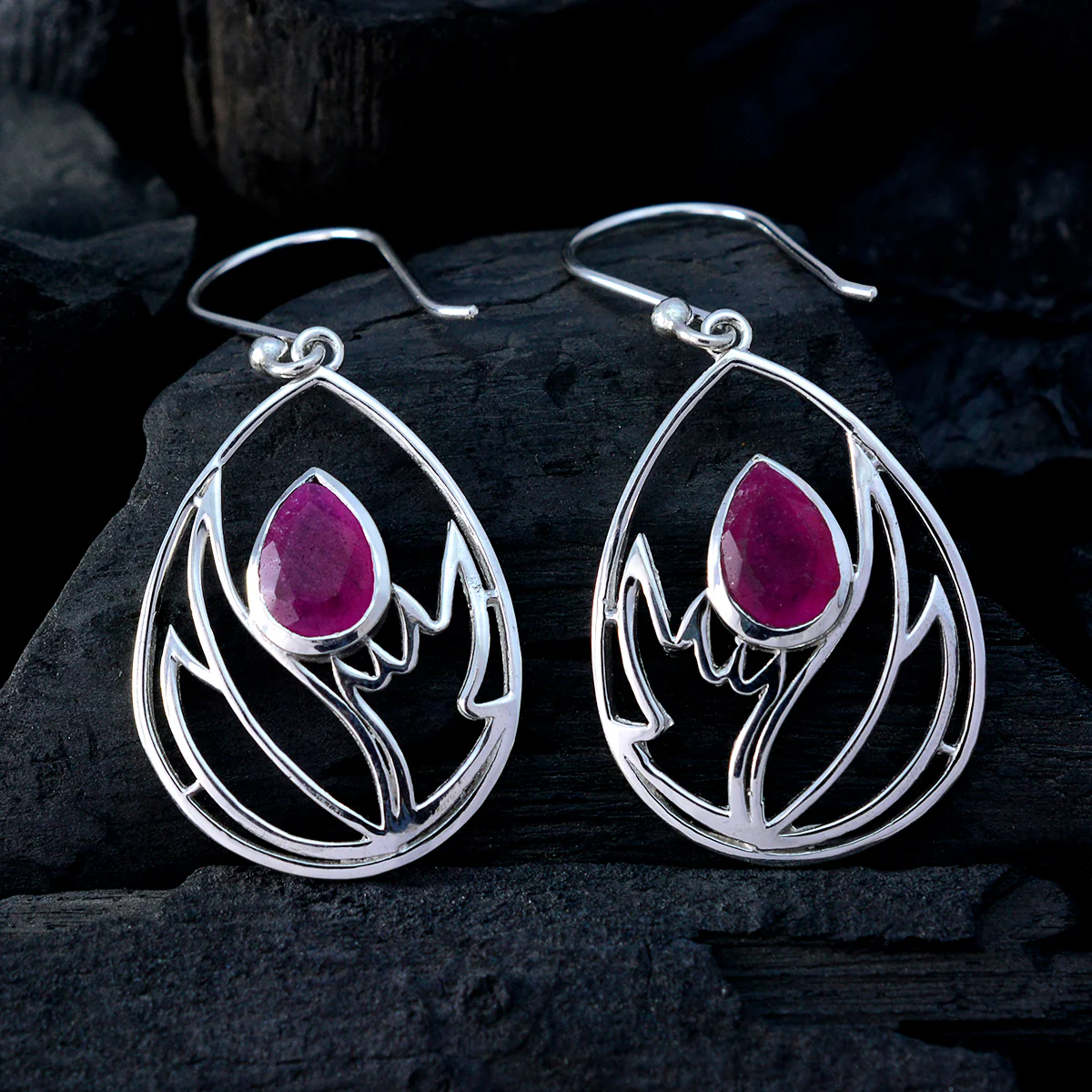 Indian Ruby Italian Josephine Solitaire Dangle Red 92.5 Silver Earring - Image 2