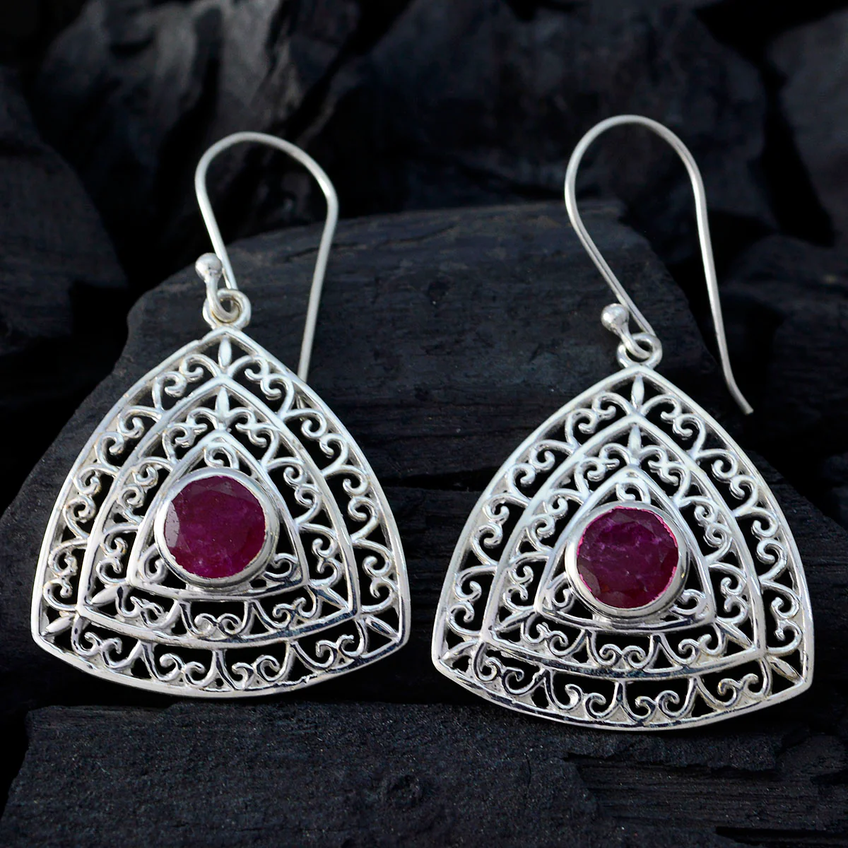 Indian Ruby Japanese Isla Solitaire Dangle Red Sterling Silver Earring - Image 2