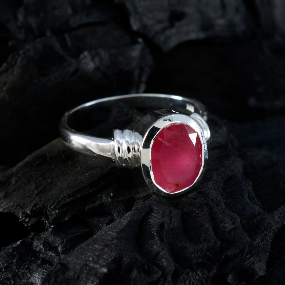 Indian Ruby Solitaire Indian Sterling Silver Red Gems Mid-weight Graceful Ring Jewelry - Image 5