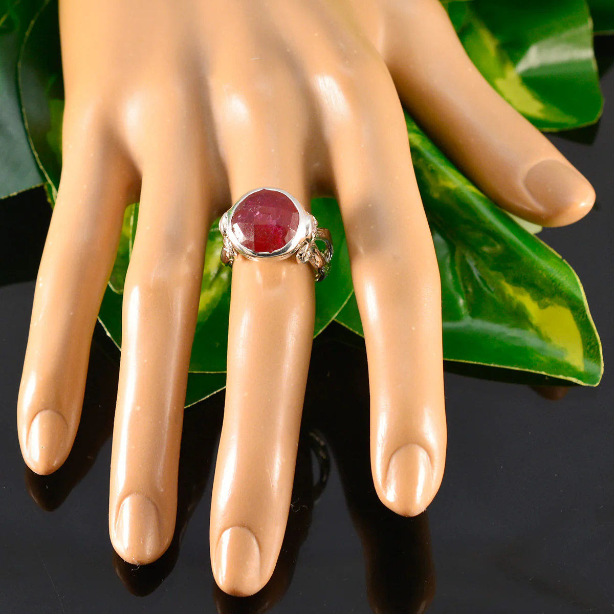 Indian Ruby Solitaire Moroccan Silver Red Gemstones Versatile Modern Ring Jewelry - Image 5