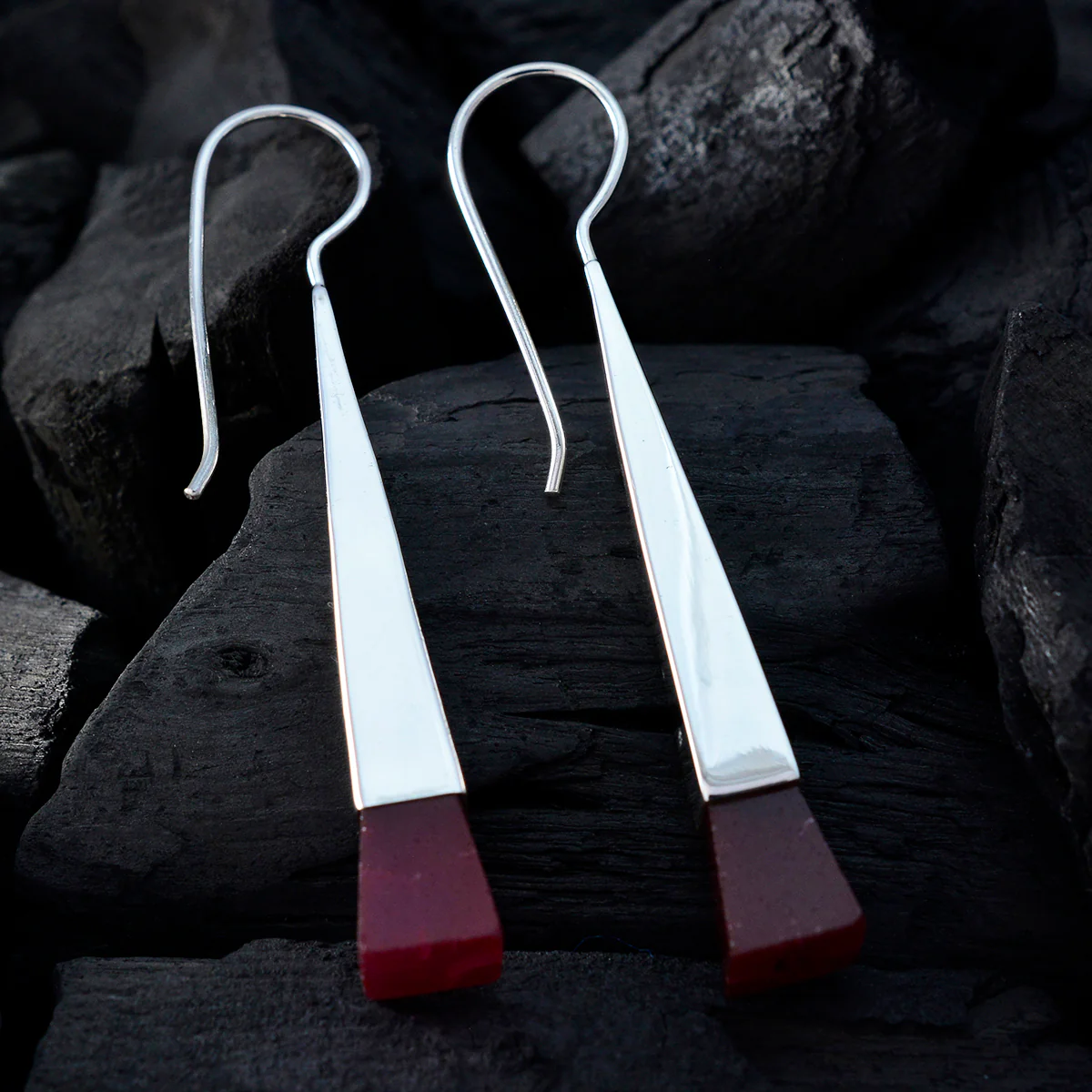 Indian Ruby Spanish Kennedy Solitaire Dangle Red 925 Sterling Silver Earring - Image 2