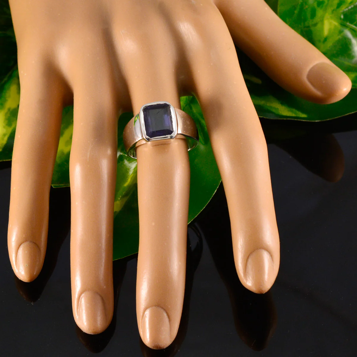 Iolite Solitaire African Silver Blue Gems Eye-catching Modern Ring Jewelry - Image 5