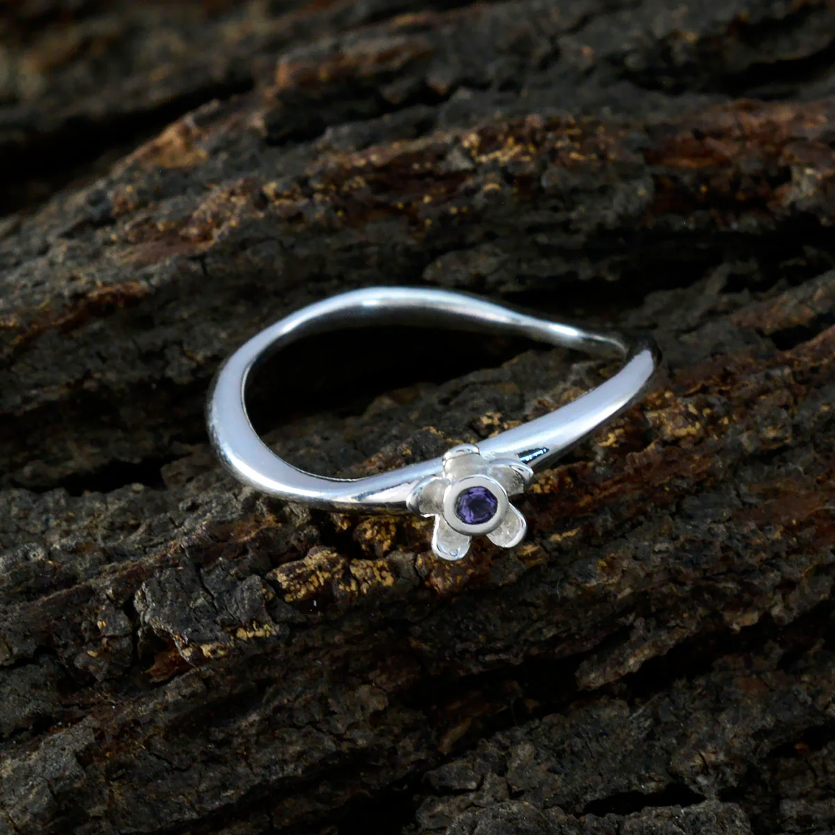 Iolite Solitaire American Silver Blue Gemstone Dainty Sophisticated Ring Jewelry - Image 4
