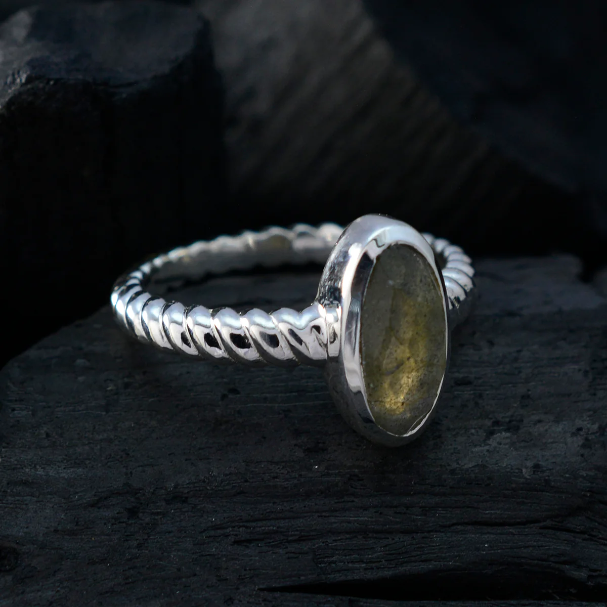 Labradorite Solitaire French Sterling Silver Gray Gemstone Tiny Twist Ring Jewellery - Image 4