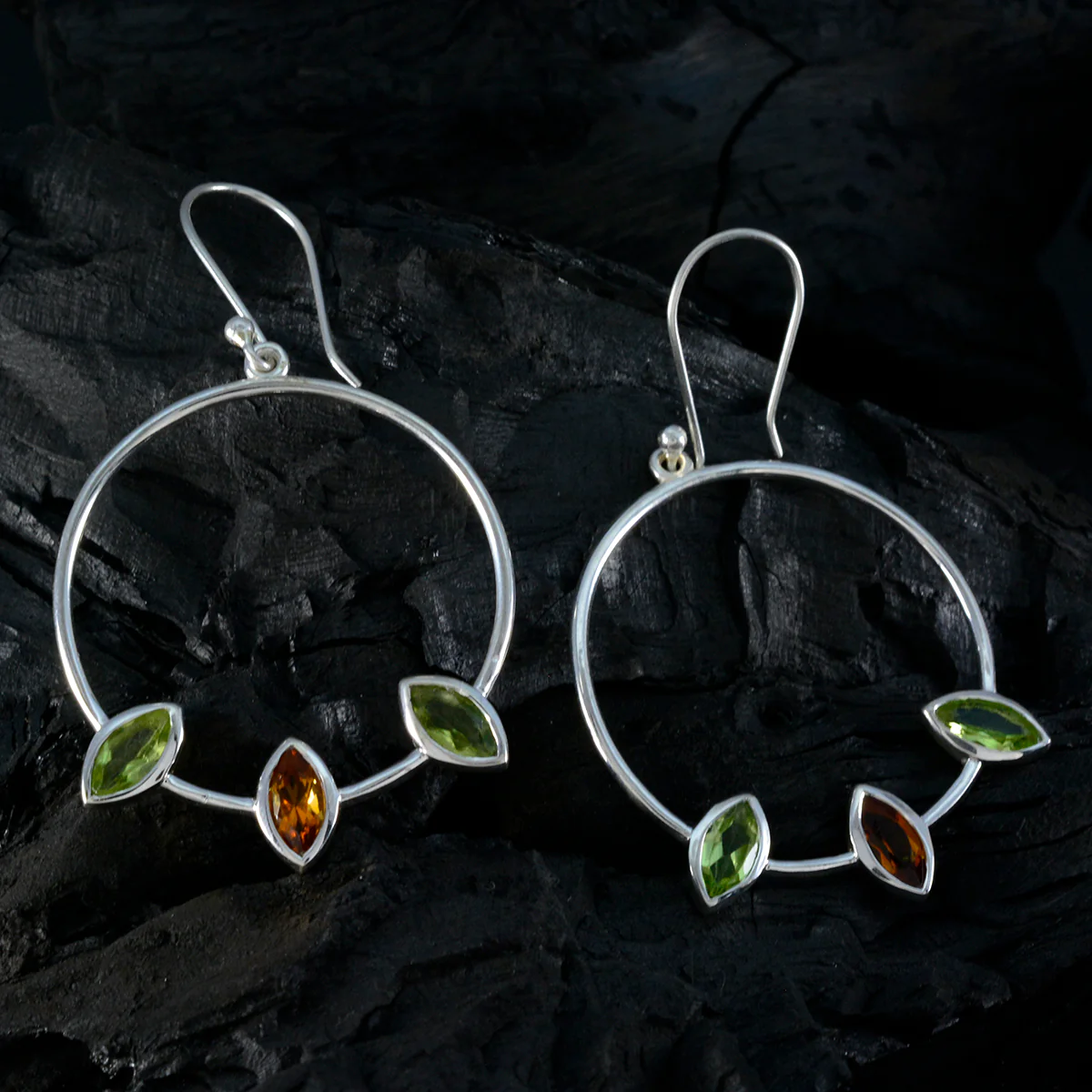 Multi Japanese Lucy Trilogy Dangle multicolor Silver Earring - Image 2