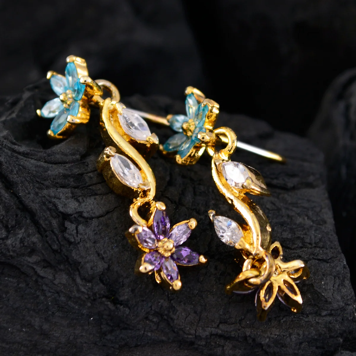 Multi Latin American Ella multiple Stud multicolor Silver Earring - Image 2