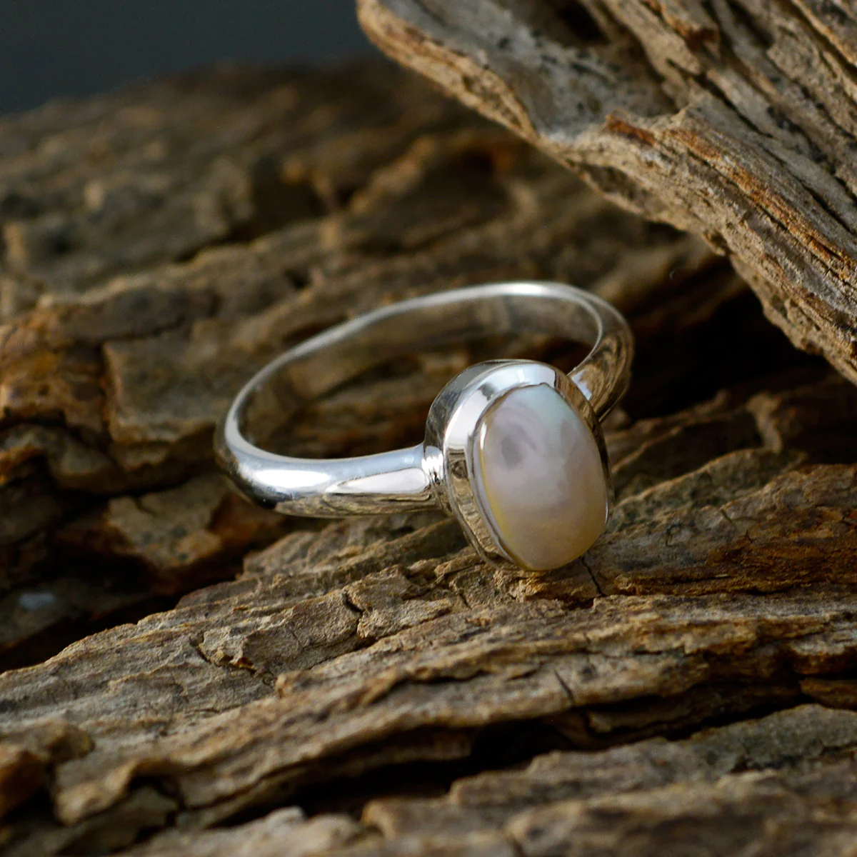 Pearl Solitaire Japanese Sterling Silver White Gems Delicate Sophisticated Ring Jewelry - Image 4