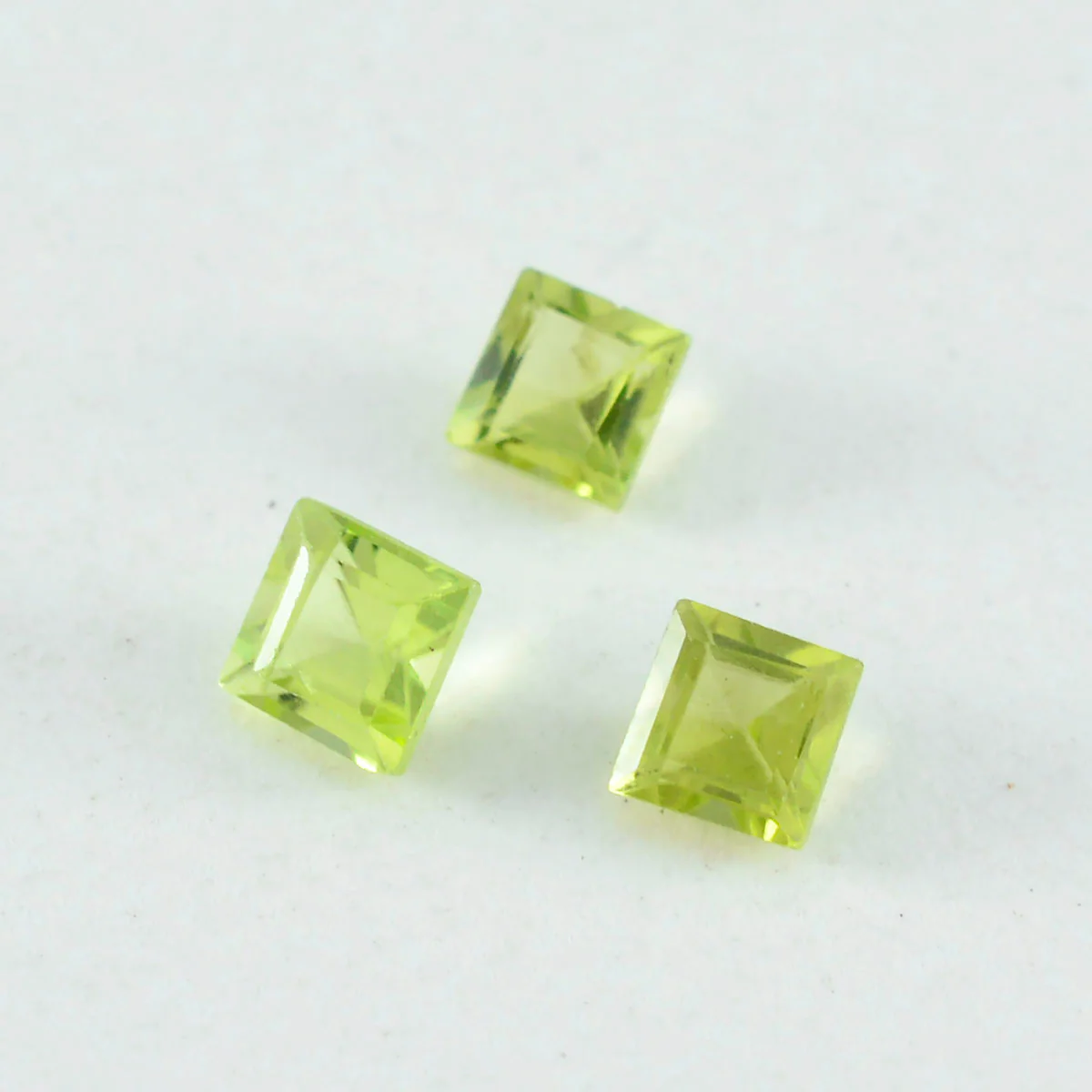 Peridot 1PC Small 8x8 MM Square Faceted Green Luster Semi Precious Loose Gemstones - Image 3