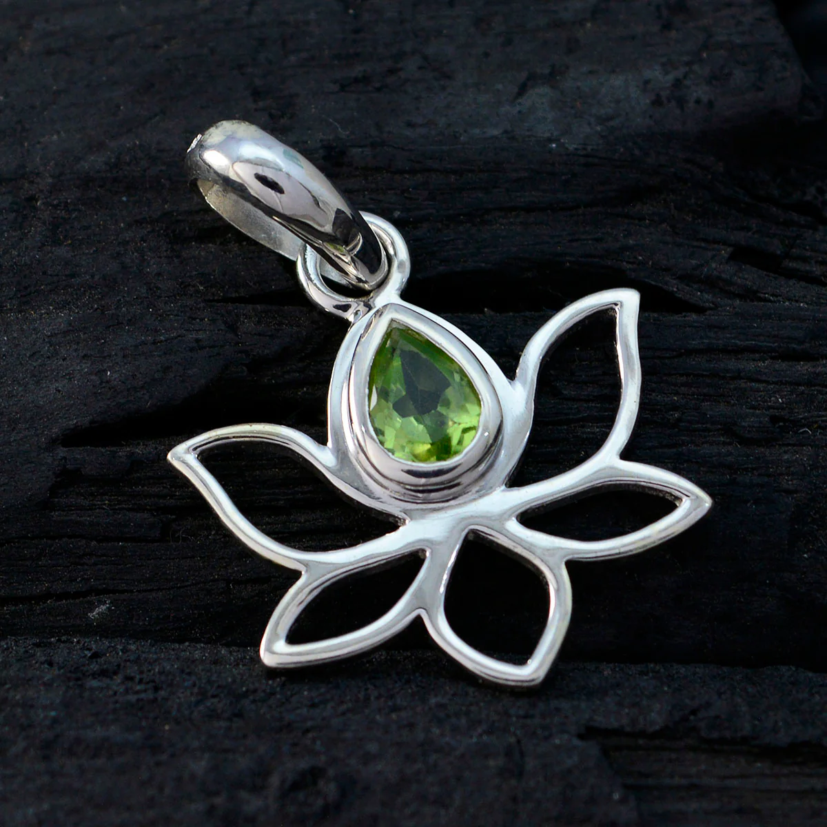 Peridot Elegant Korean 925 Silver Solitaire Mei Rope-Wire Green Pendant Jewelry - Image 3