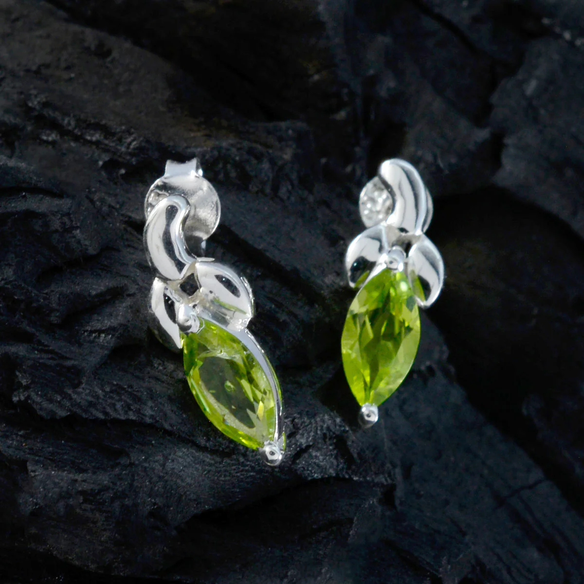 Peridot French Sara Solitaire Stud Green 92.5 Silver Earring - Image 4