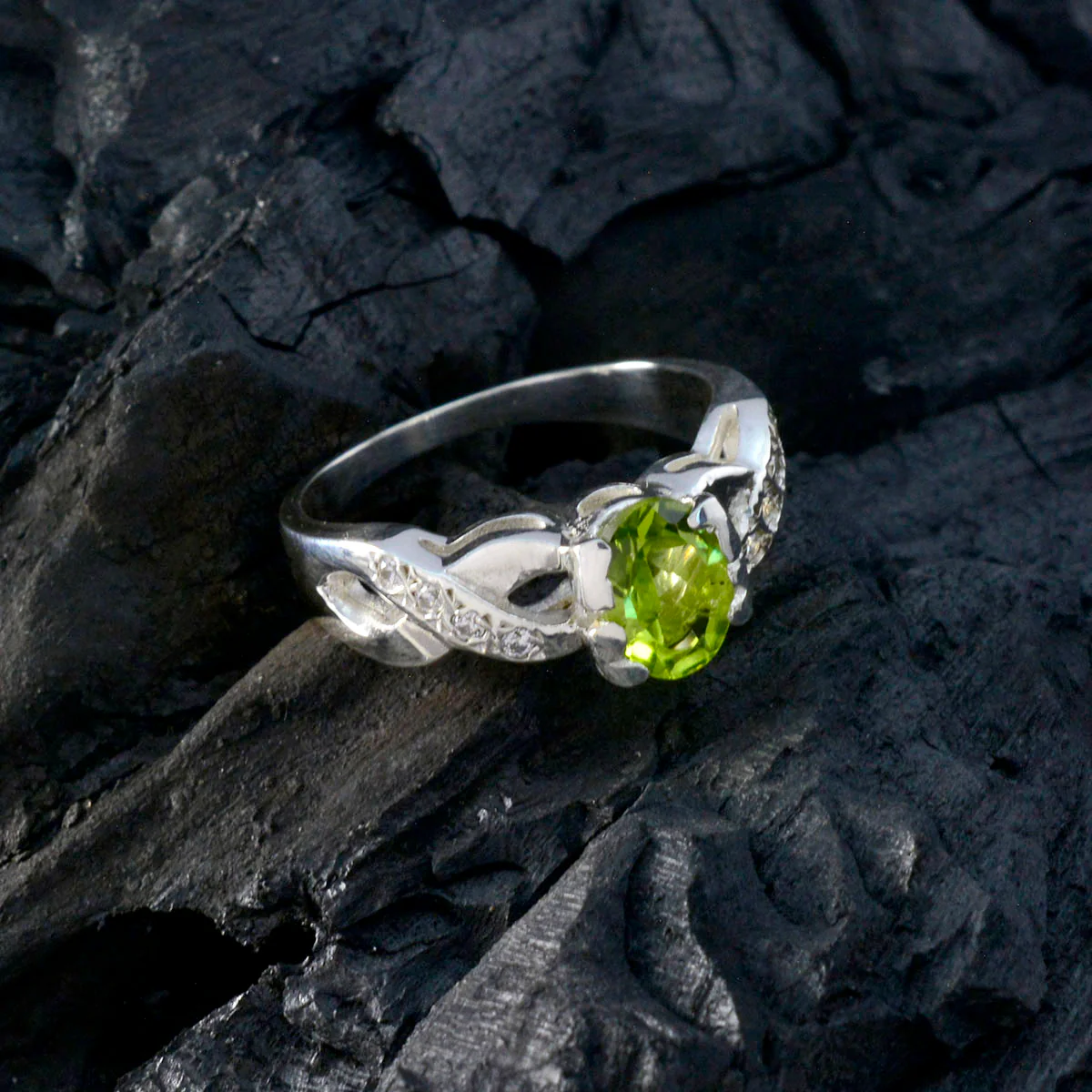 Peridot Halo African 92.5 Silver Green Gems Featherlight Abstract Ring Jewellery - Image 4