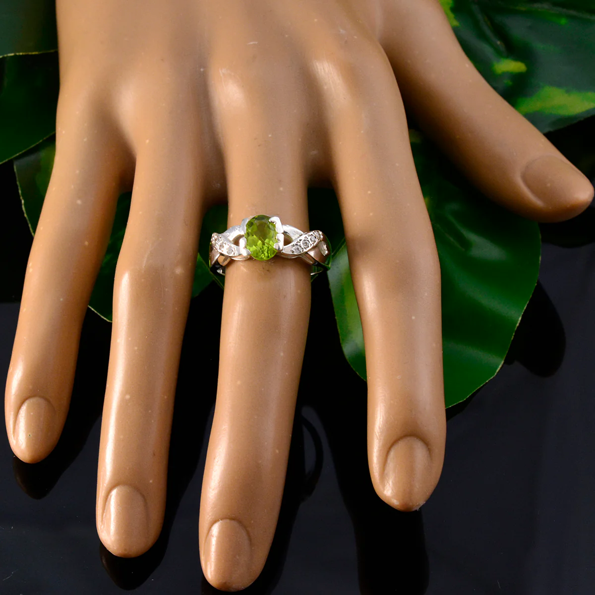 Peridot Halo African 92.5 Silver Green Gems Featherlight Abstract Ring Jewellery - Image 5
