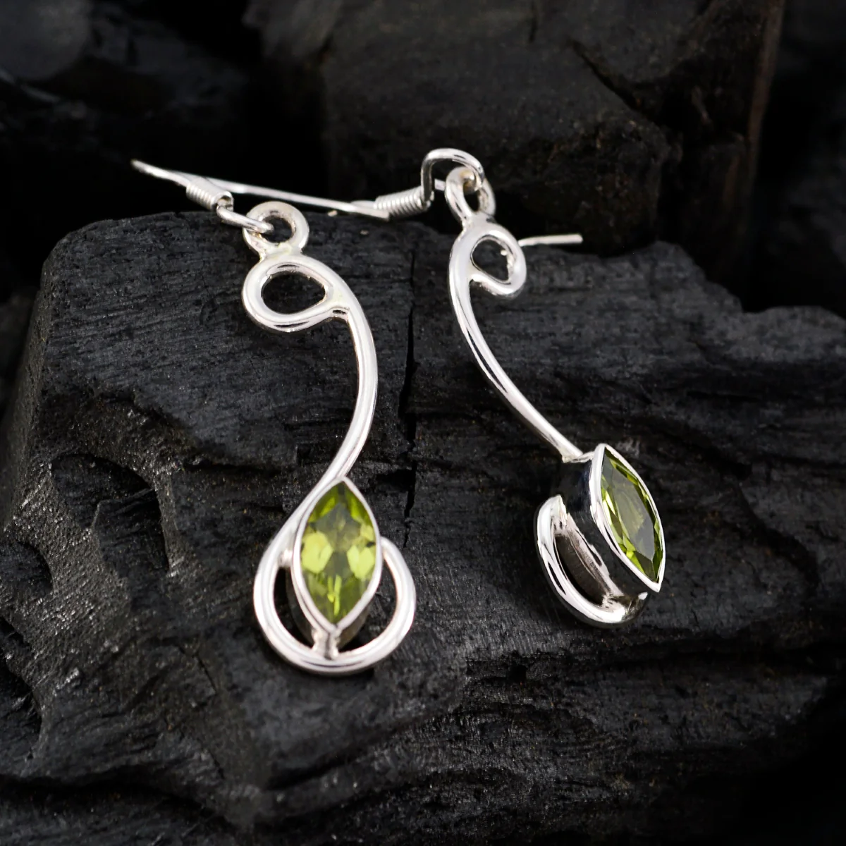 Peridot Japanese Valentina multiple Dangle Green Sterling Silver Earring - Image 4