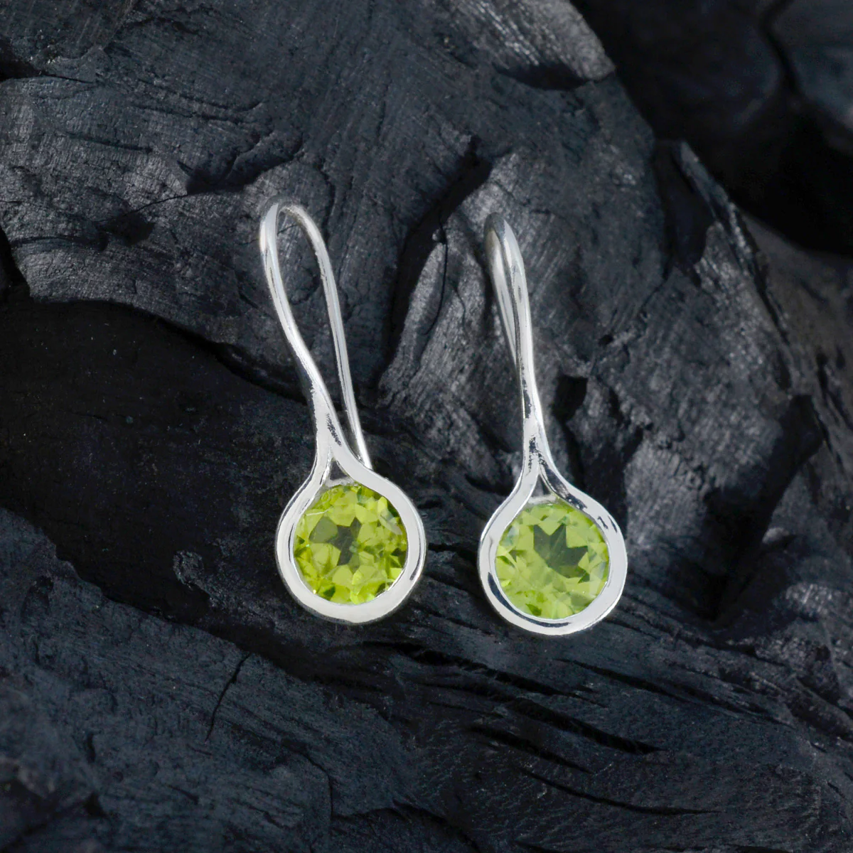 Peridot Mexican Julia Solitaire Dangle Green 925 Silver Earring - Image 2