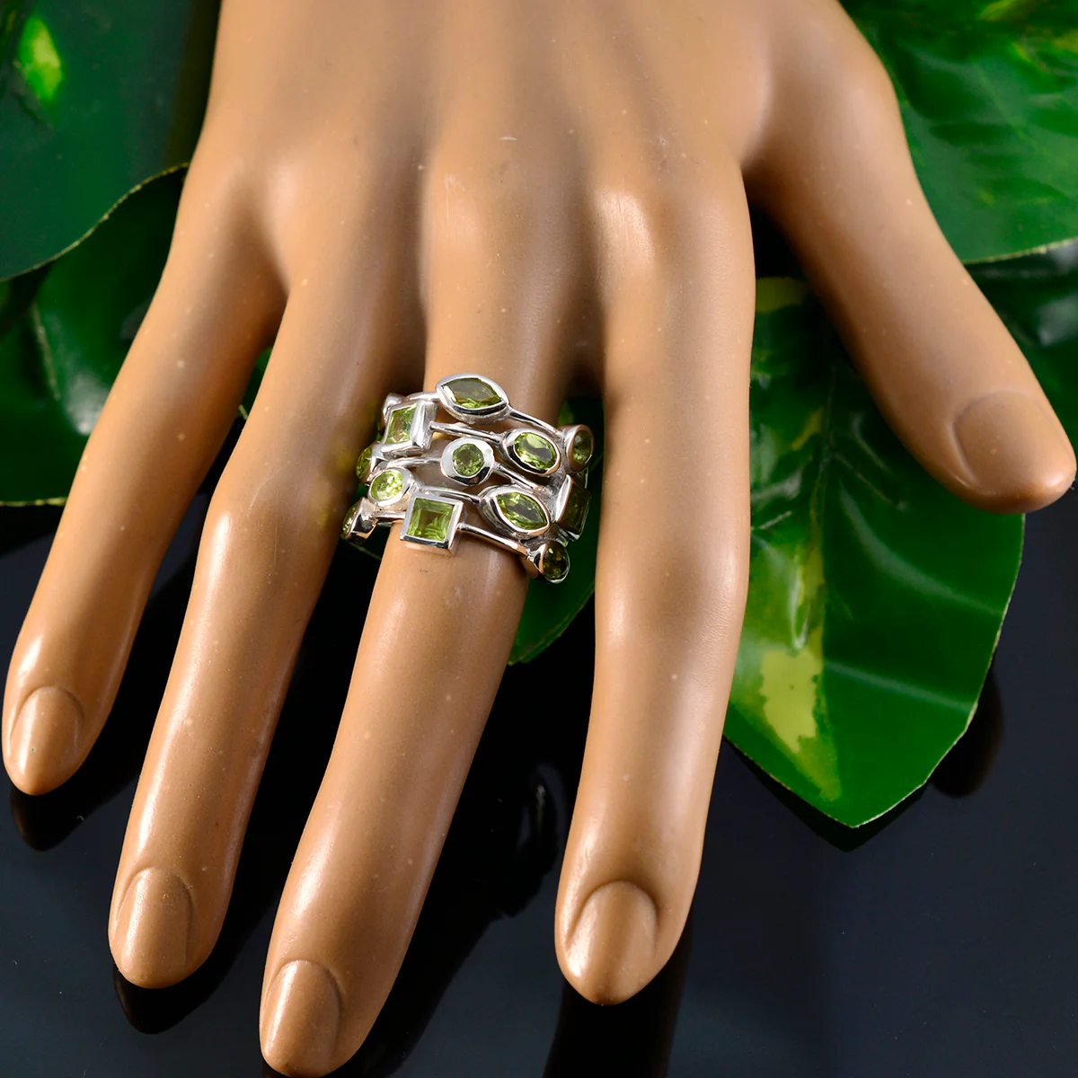 Peridot multiple African 925 Sterling Silver Green Gems Eye-catching Contemporary Ring Jewellery - Image 5