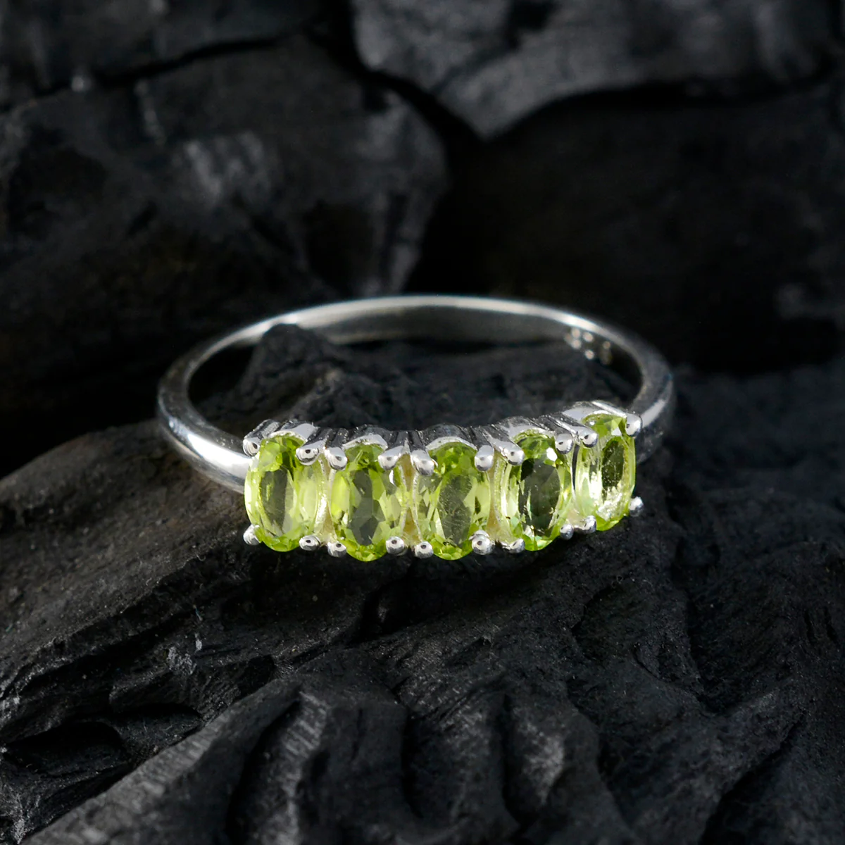 Peridot Penta American 92.5 Silver Green Gemstones Delicate Contemporary Ring Jewellery - Image 4