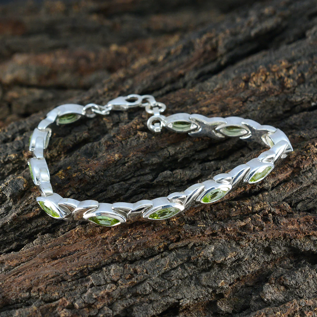 Peridot Semana Blanca Eye-catching Green Silver Tennis Bracelet - Image 4