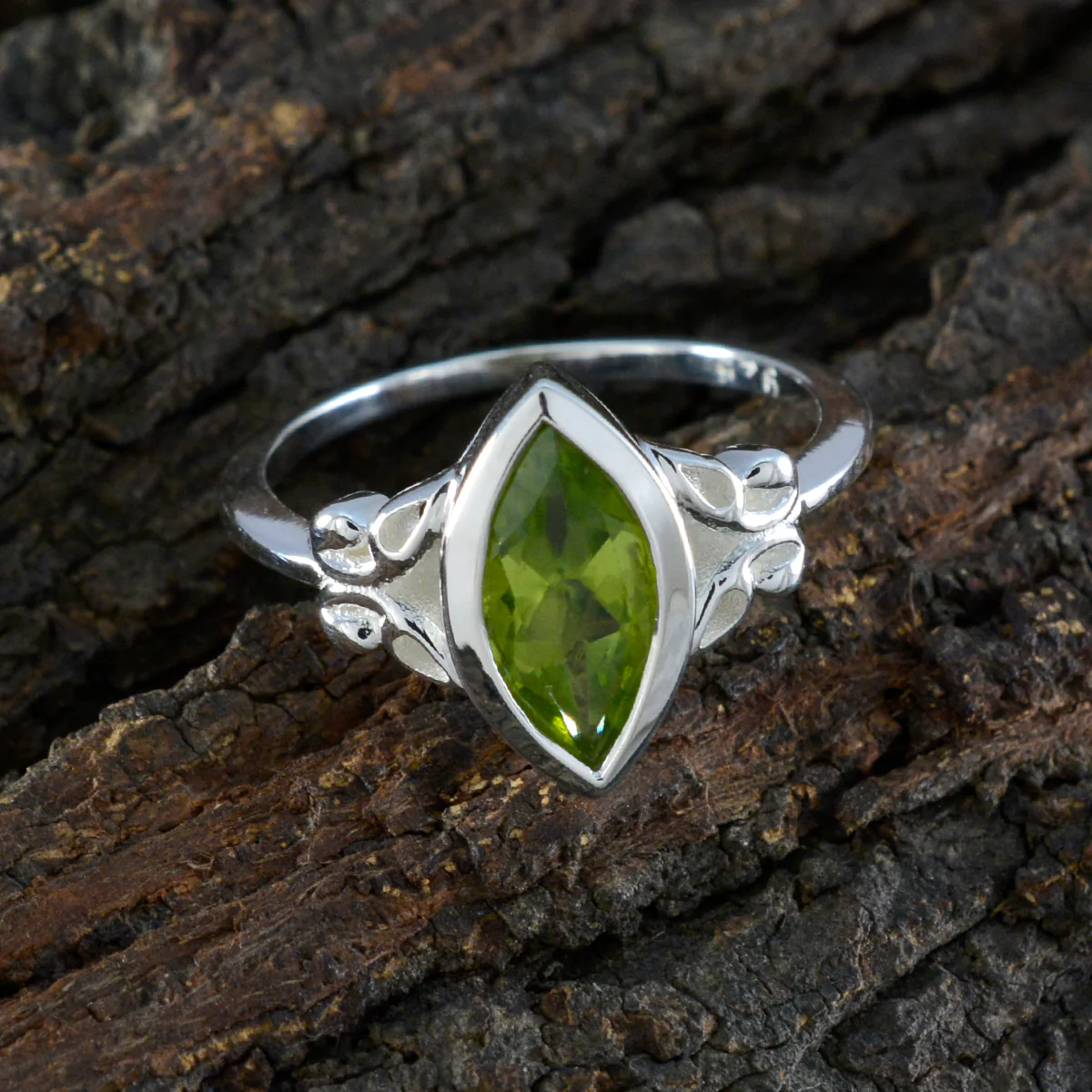 Peridot Solitaire American 92.5 Silver Green Gemstone Whisper-thin Trendy Ring Jewellery - Image 3