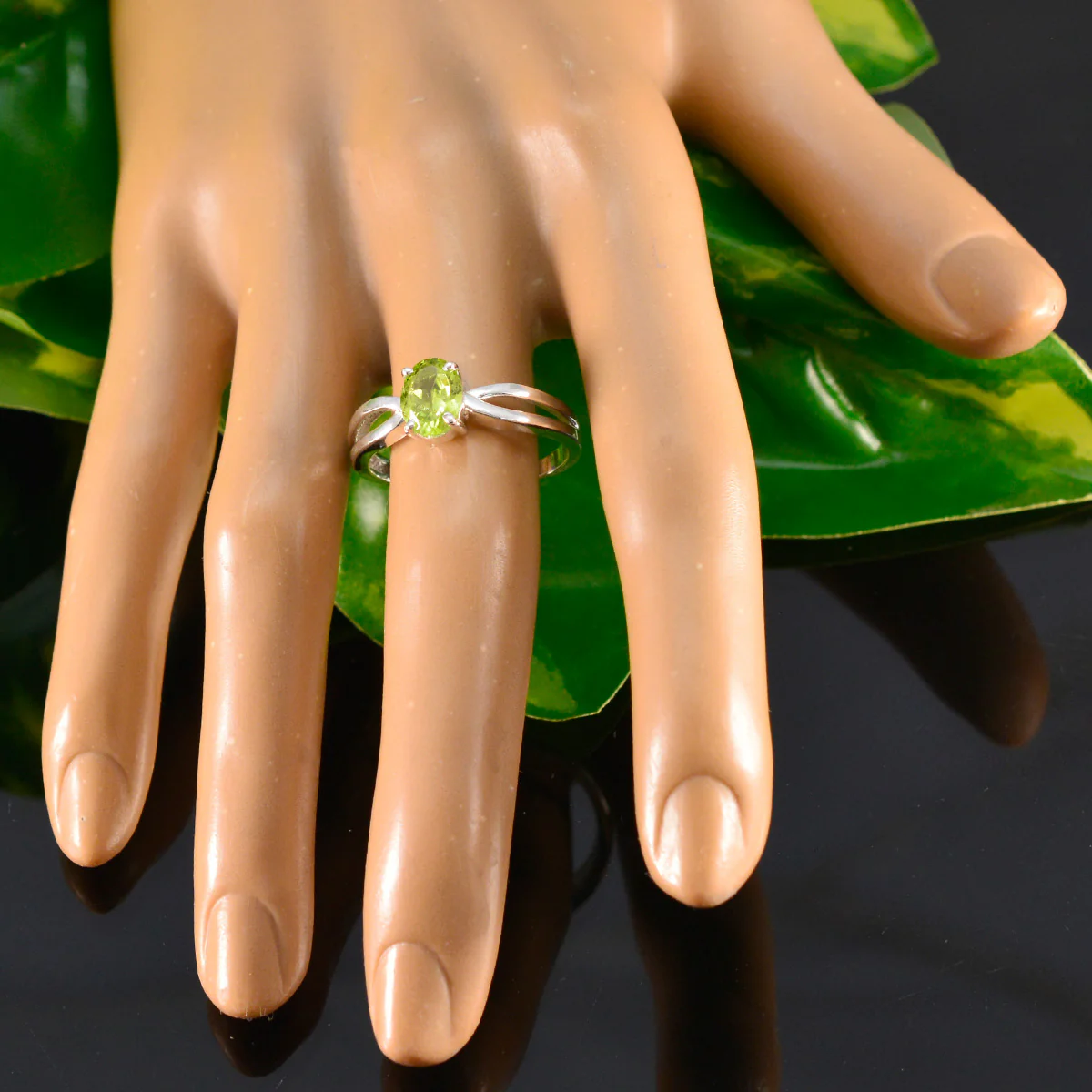 Peridot Solitaire American 925 Silver Green Gemstone Delicate Sophisticated Ring Jewelry - Image 5