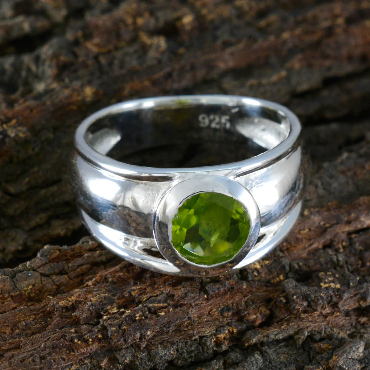 Peridot Solitaire Egyptian Silver Green Gemstone Classic Glamorous Ring Jewelry - Image 3