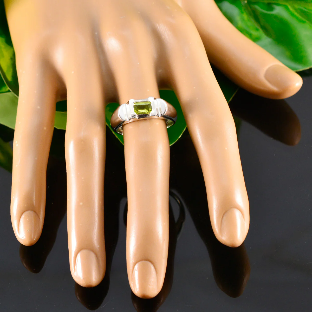 Peridot Solitaire French 92.5 Silver Green Gemstone Tiny Abstract Ring Jewellery - Image 5